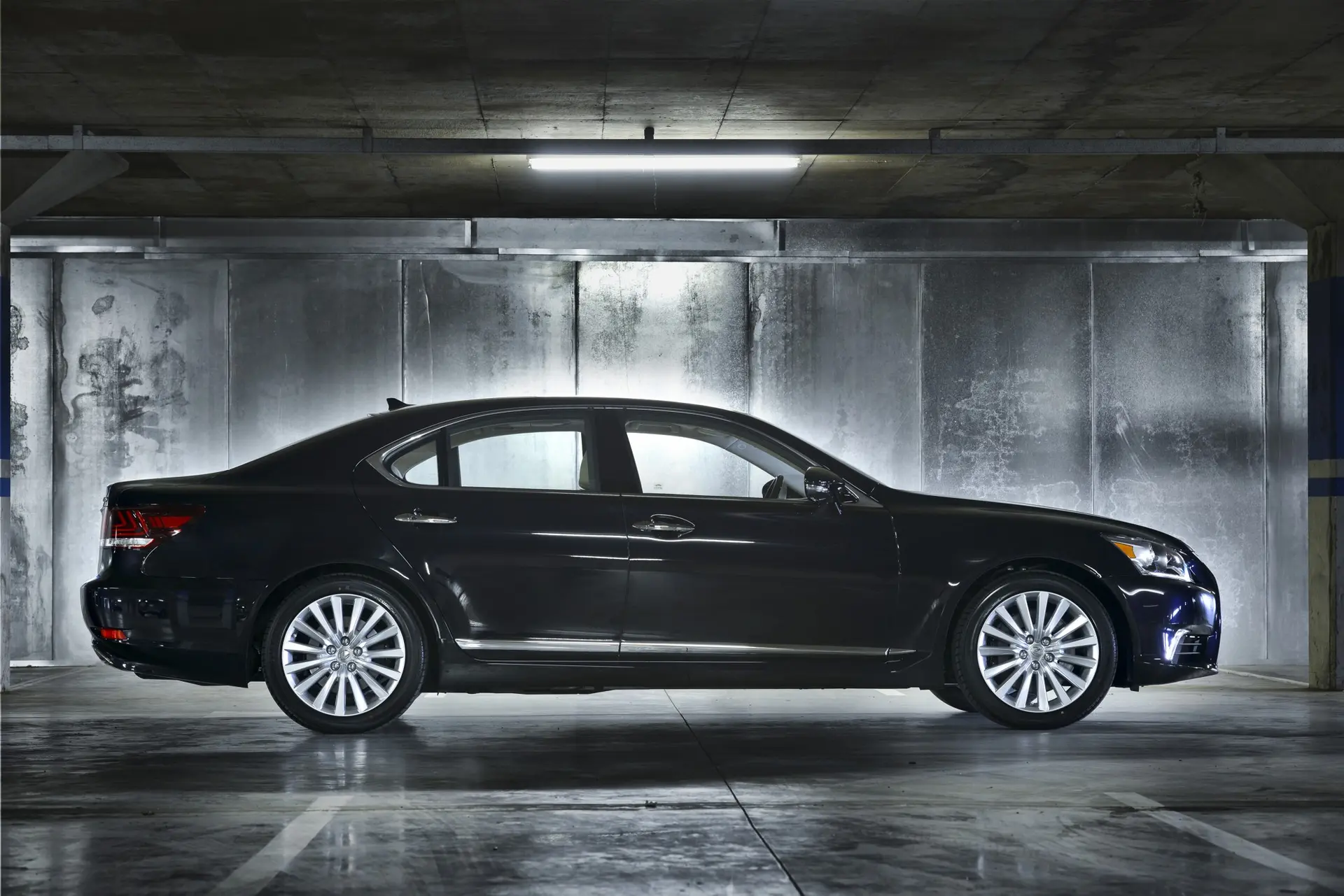 Lexus LS 460