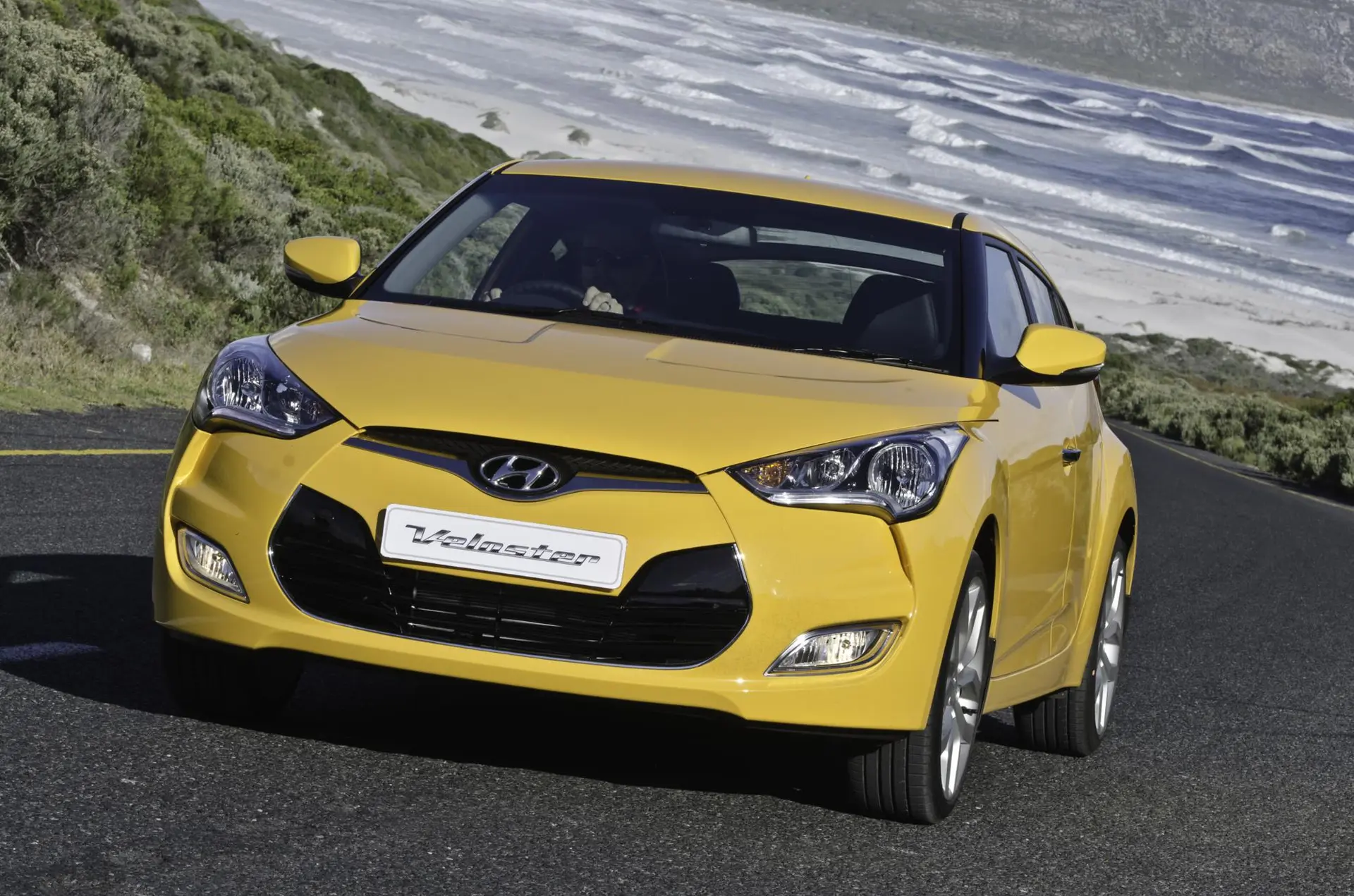Hyundai veloster 01
