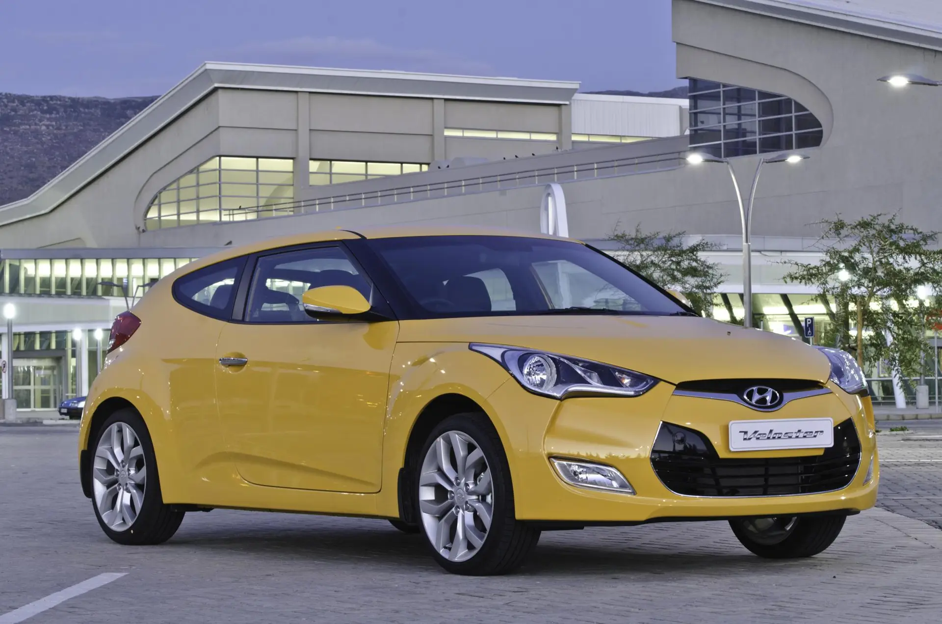 Hyundai veloster 03