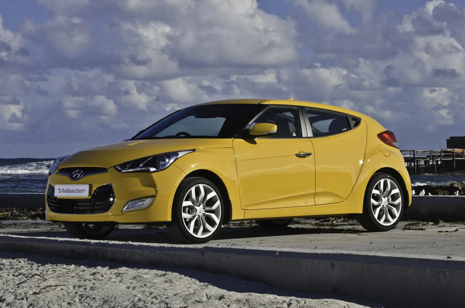 Hyundai veloster 20