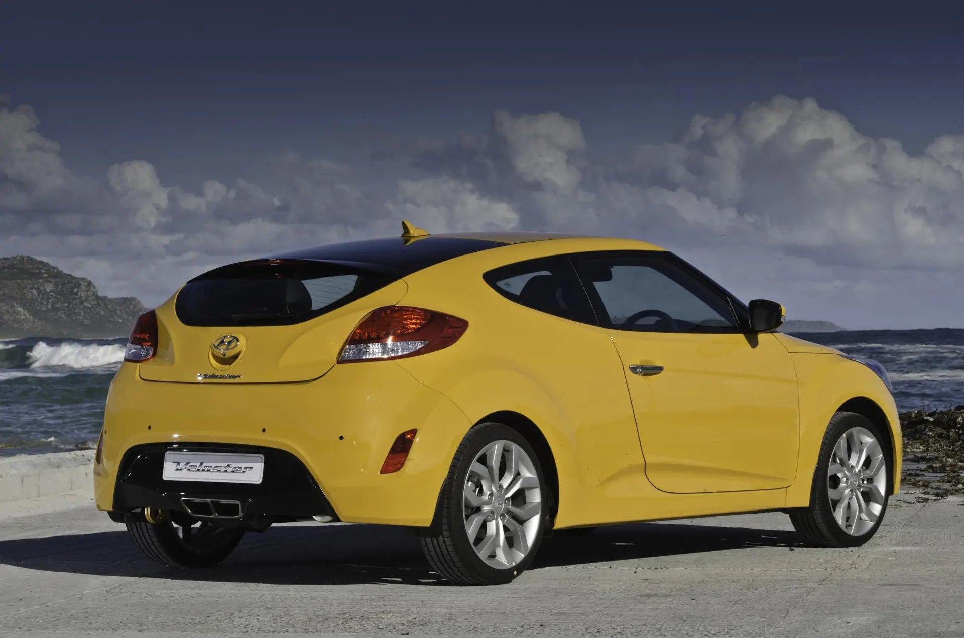 Hyundai veloster 22