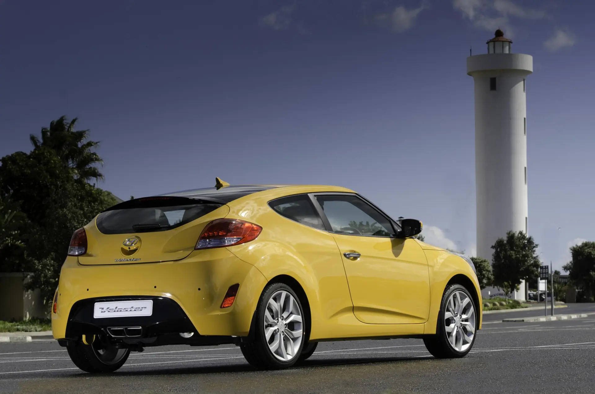 Hyundai veloster 25