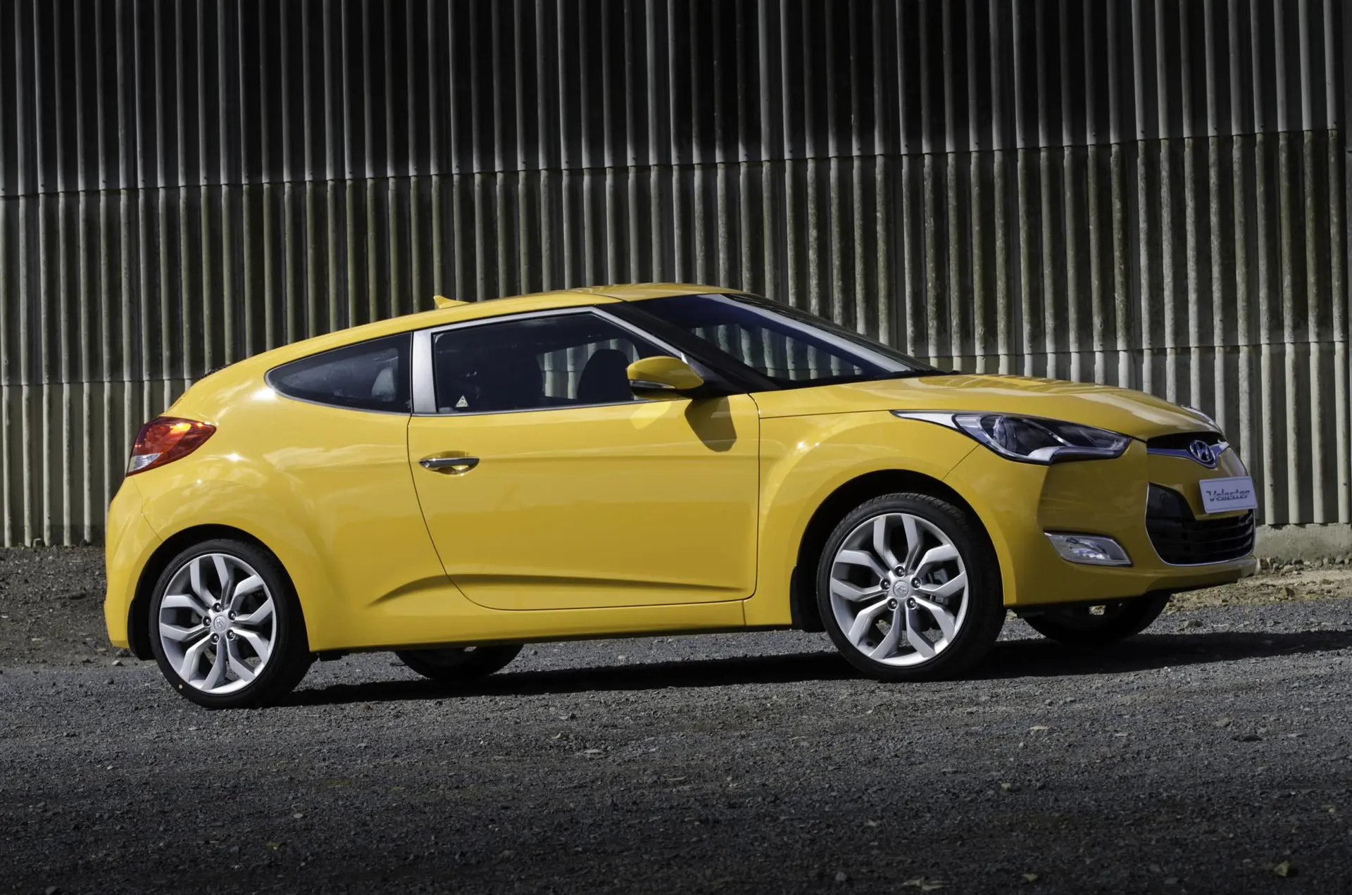 Hyundai veloster 32