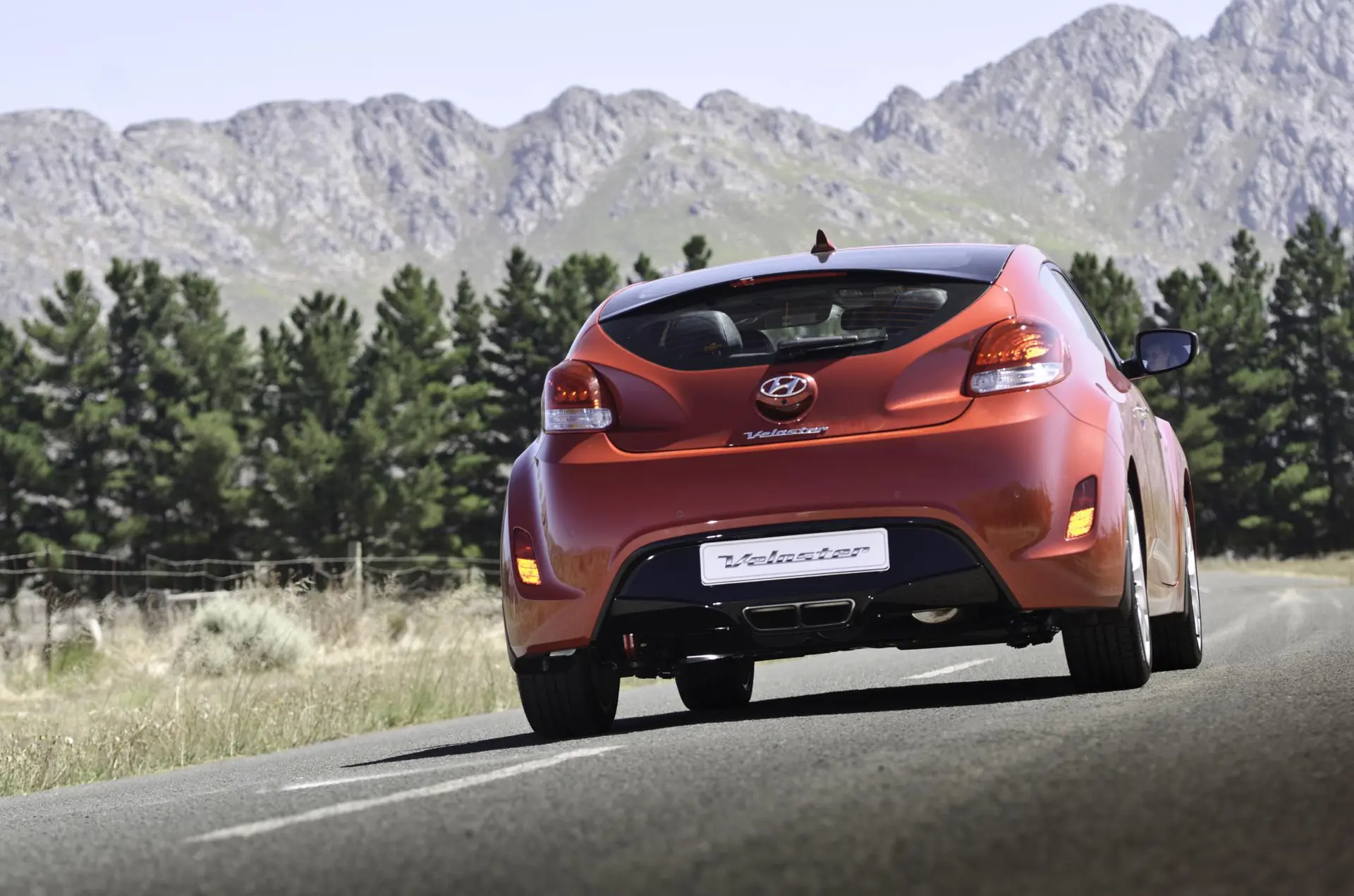 Hyundai veloster 35