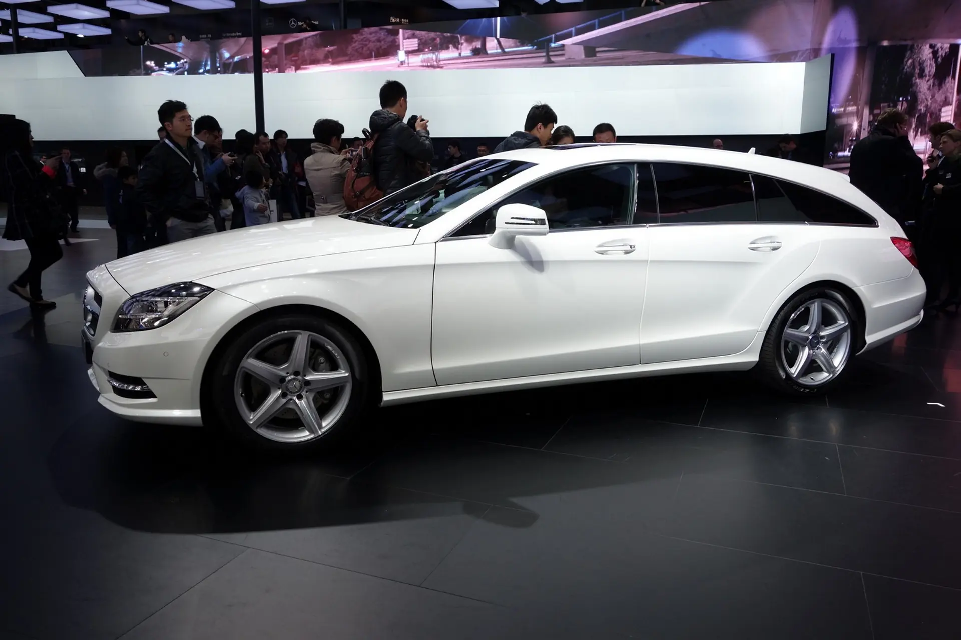 Mercedes benz 17