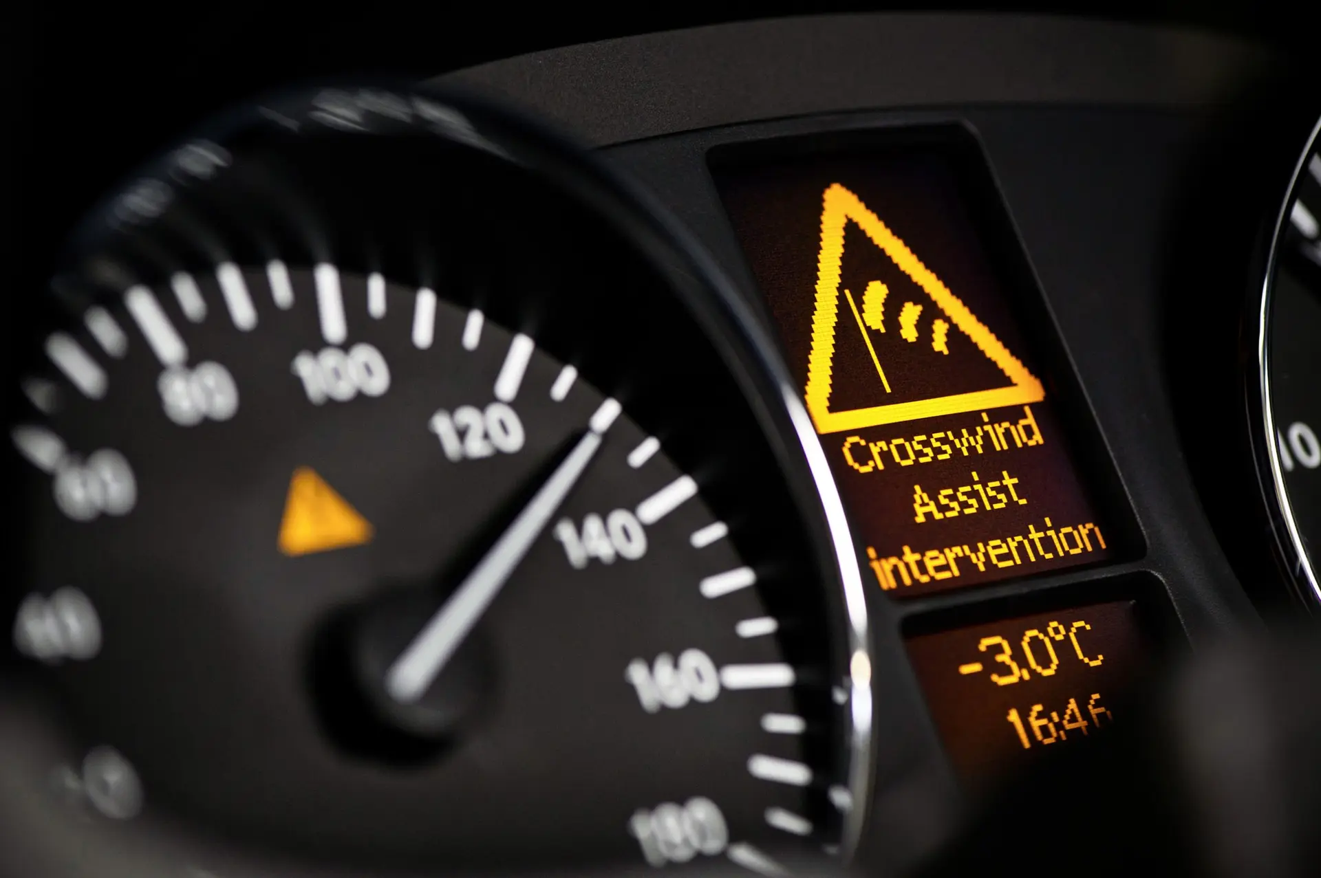 Mercedes-Benz Sprinter Controls
