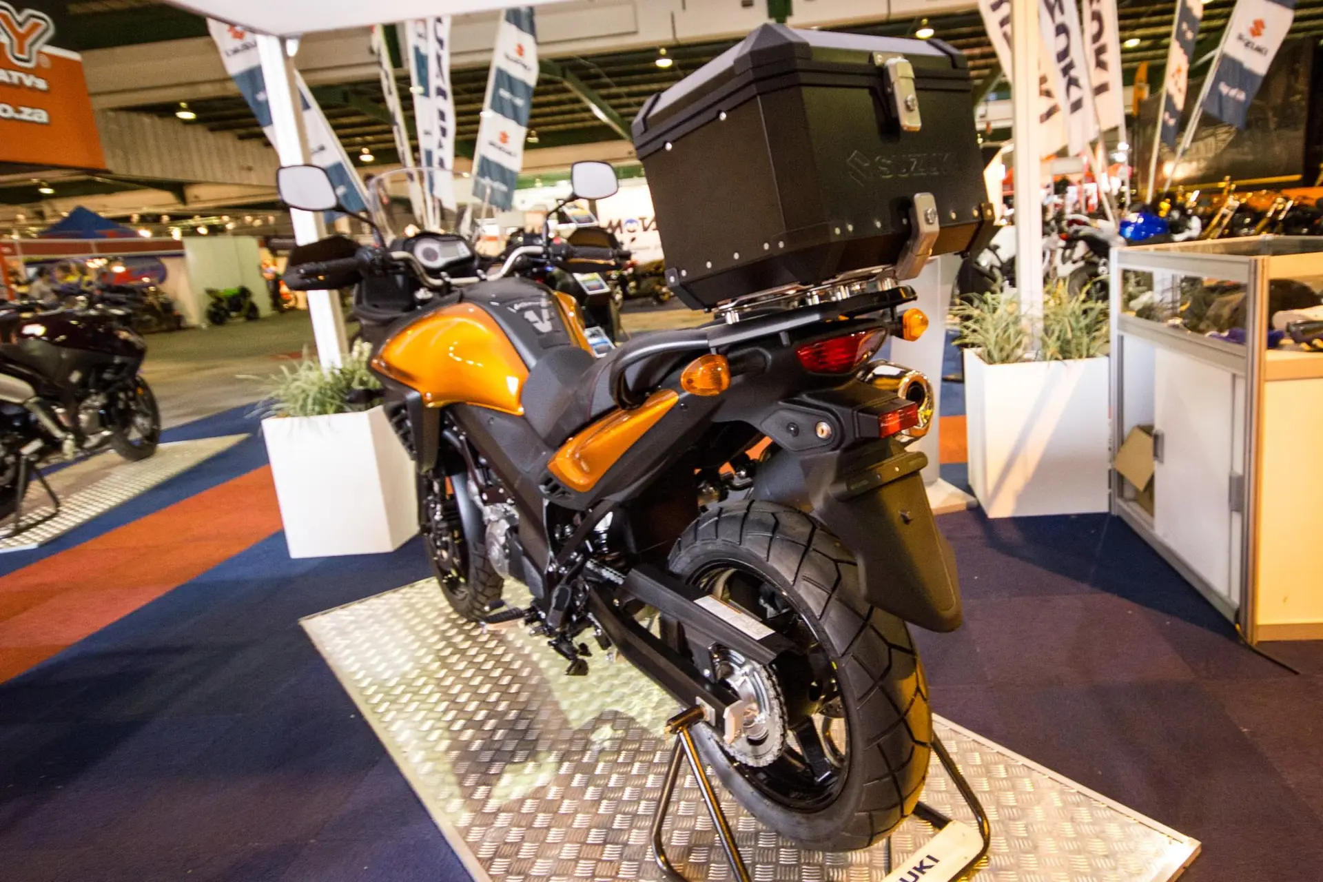 Suzuki johannesburg motorcycle show 2012 11