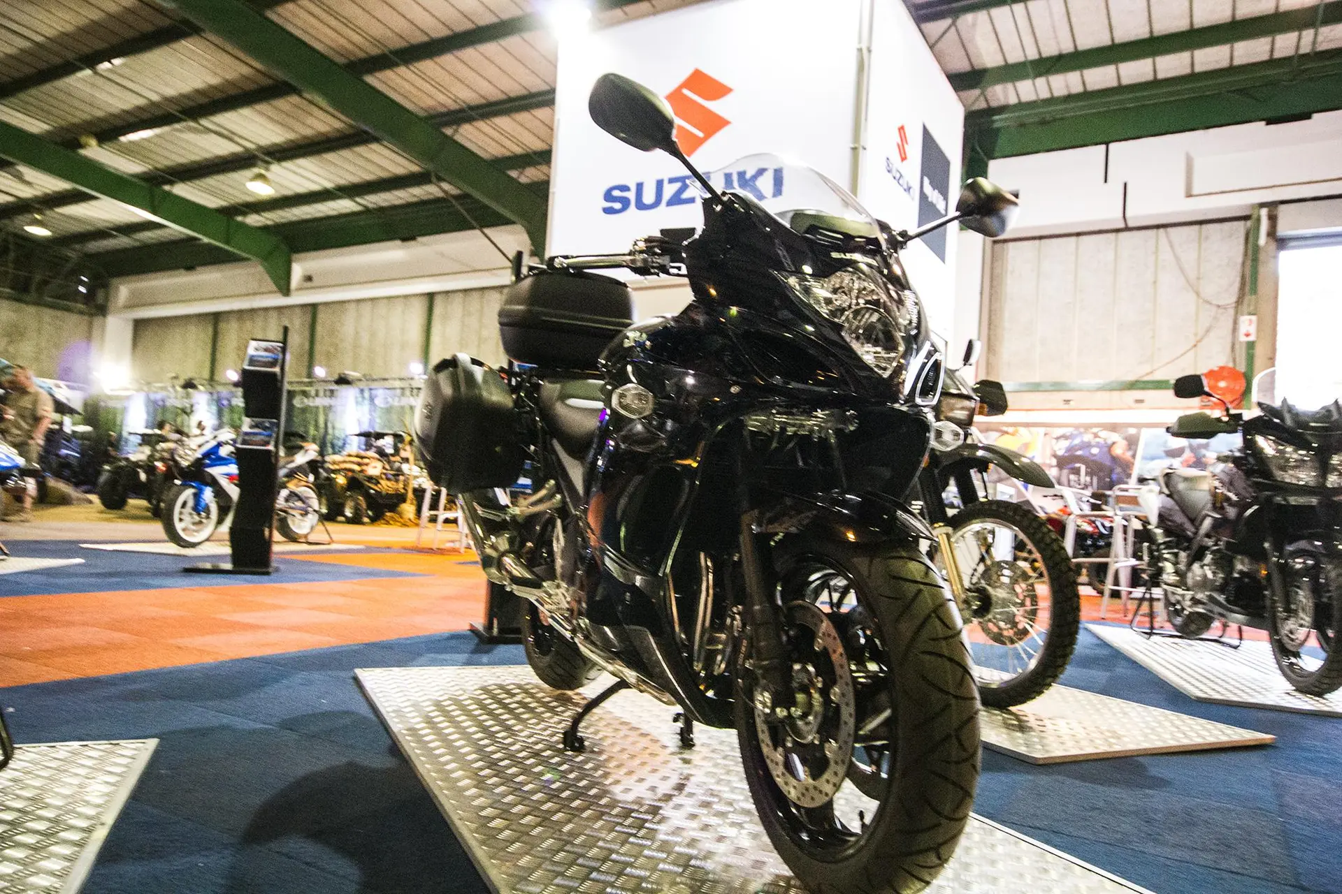 Suzuki johannesburg motorcycle show 2012 14
