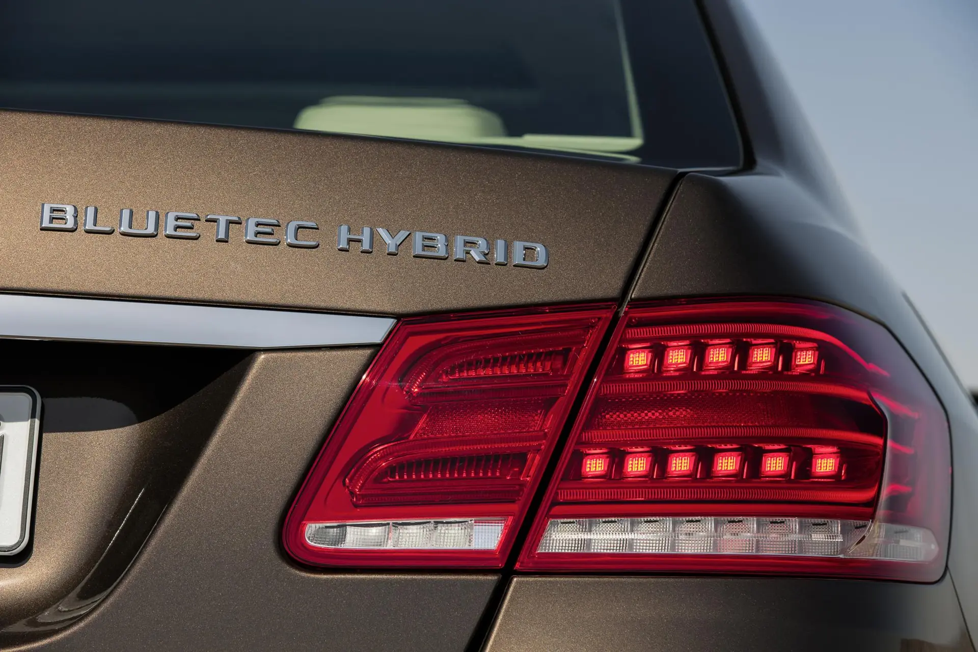 Mercedes benz e class hybrid 03