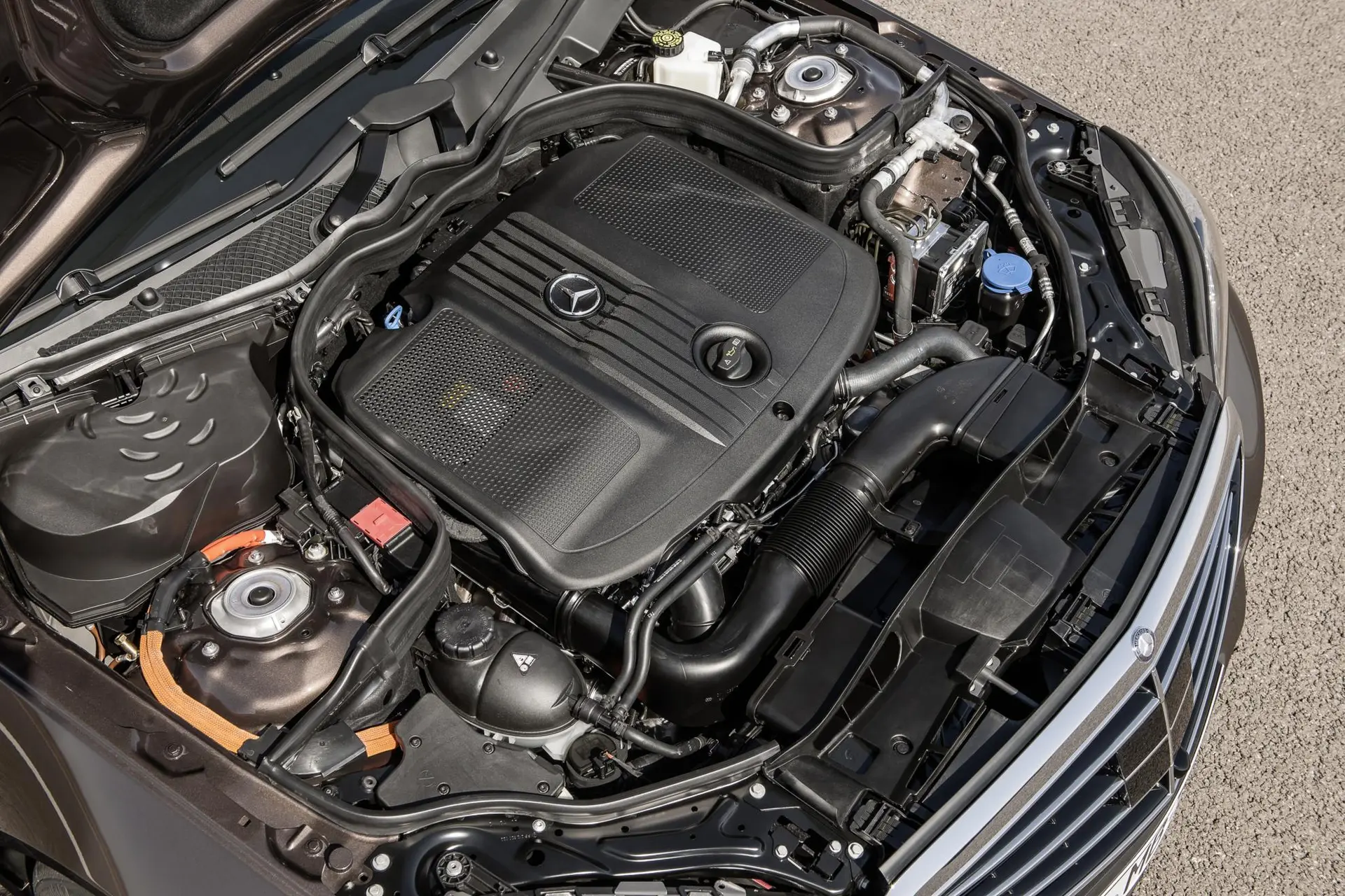 Mercedes benz e class hybrid 04