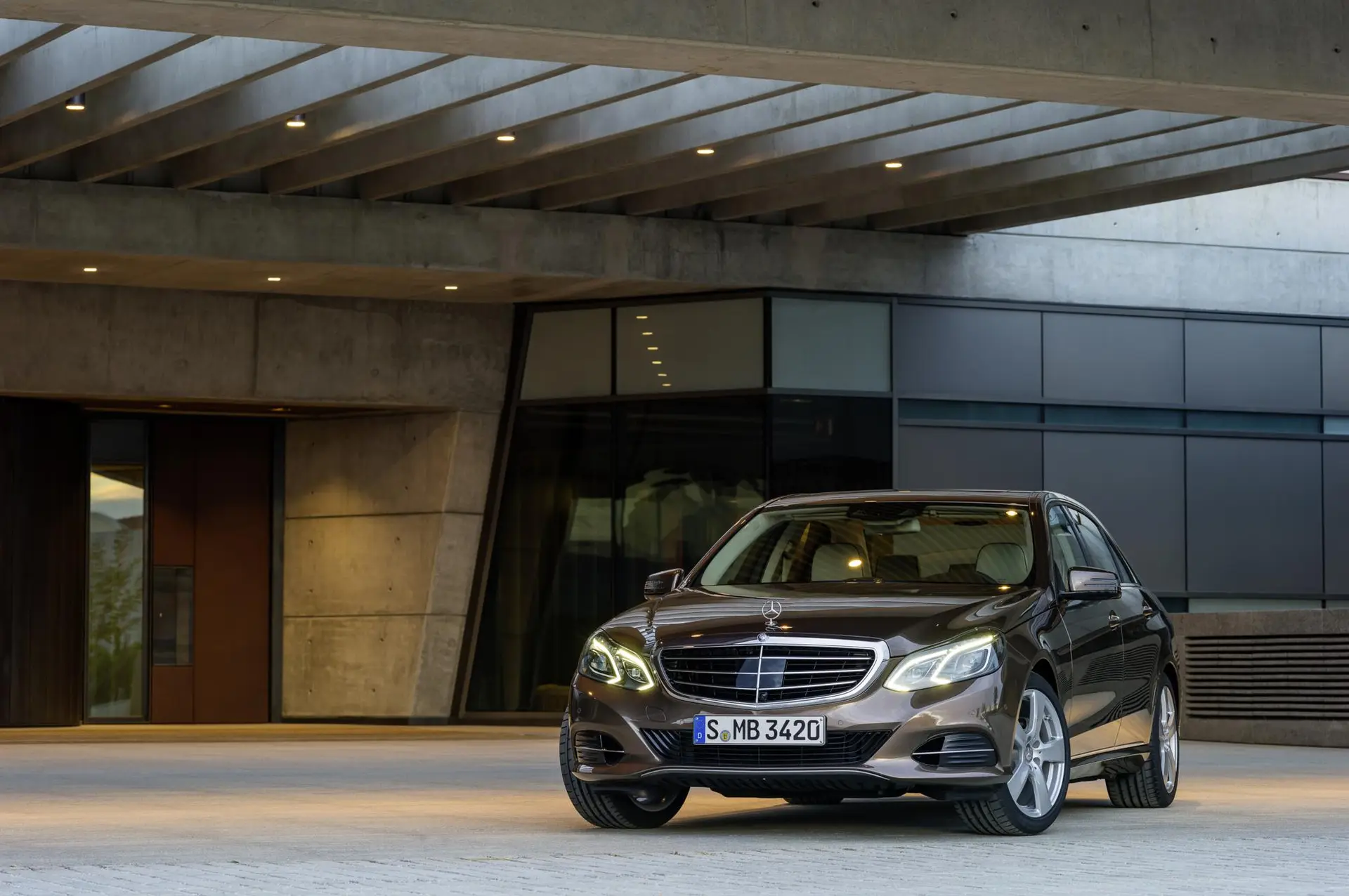 Mercedes benz e class hybrid 06