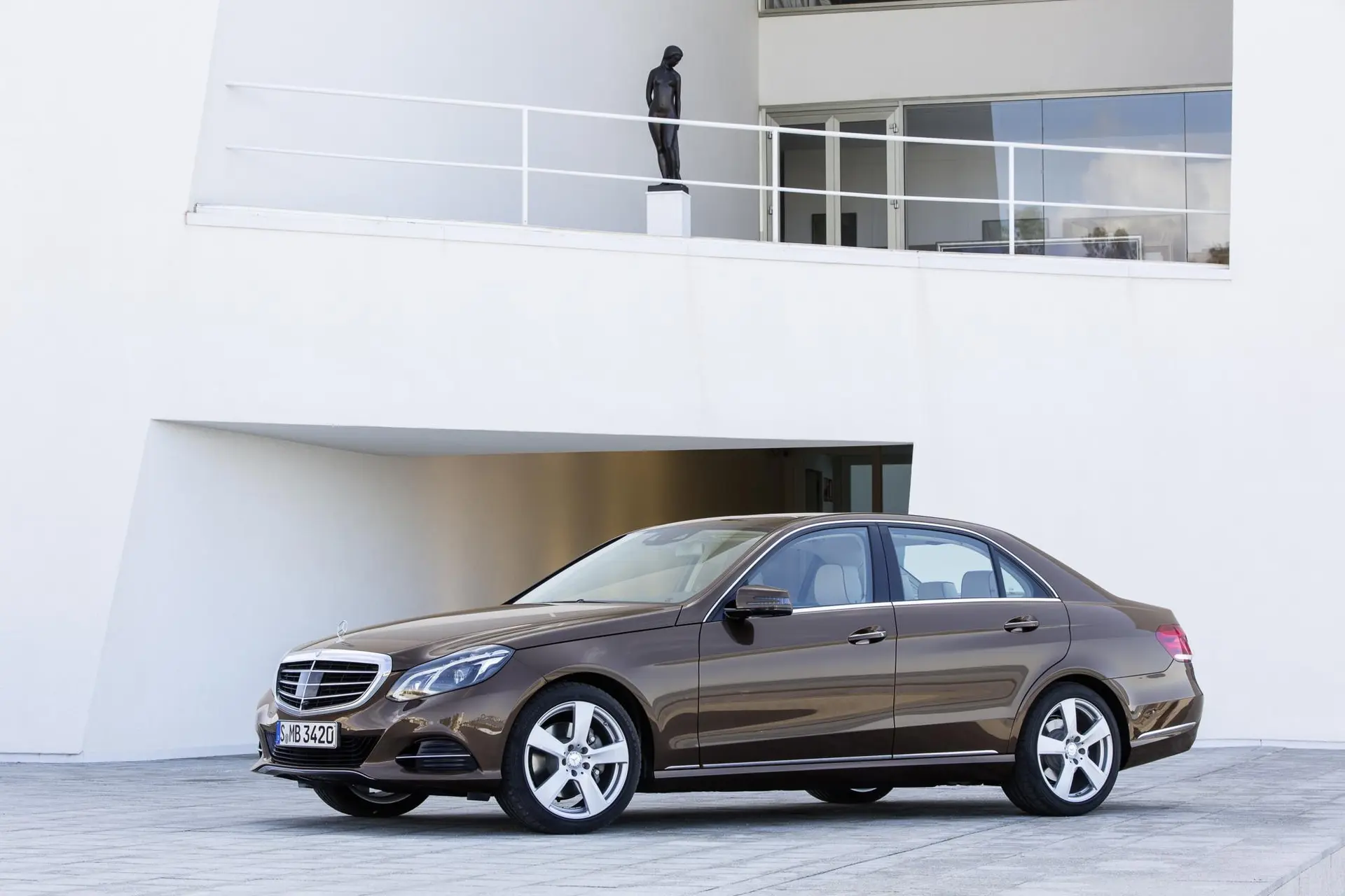 Mercedes benz e class hybrid 11