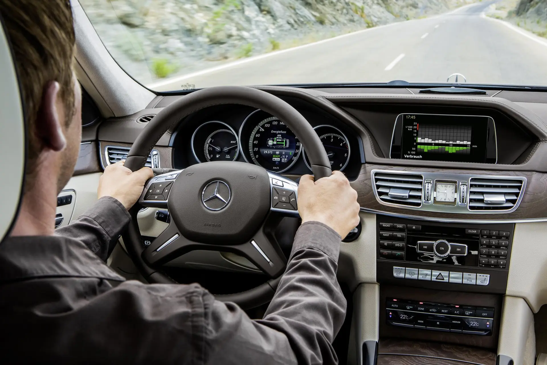 Mercedes benz e class hybrid 12
