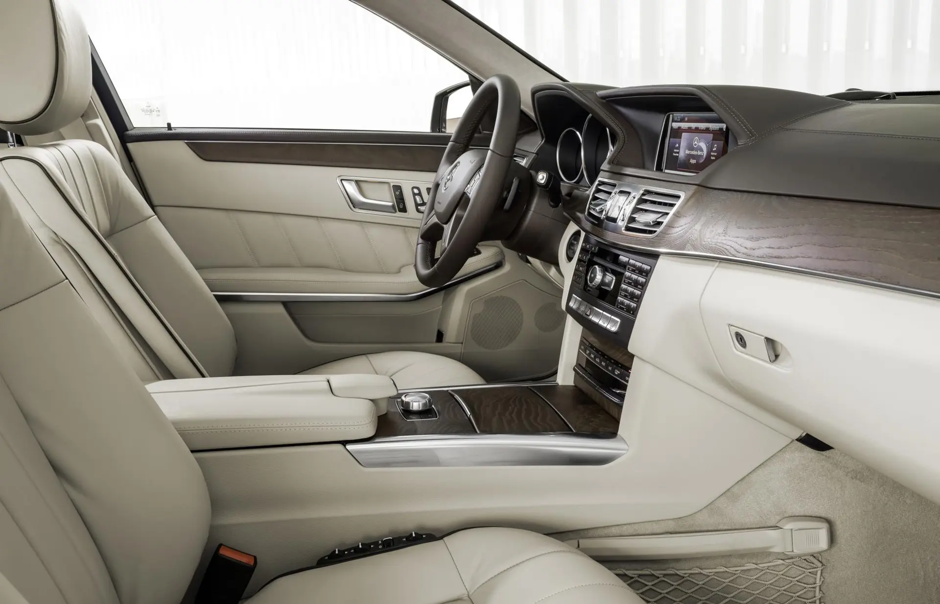 Mercedes benz e class hybrid 14