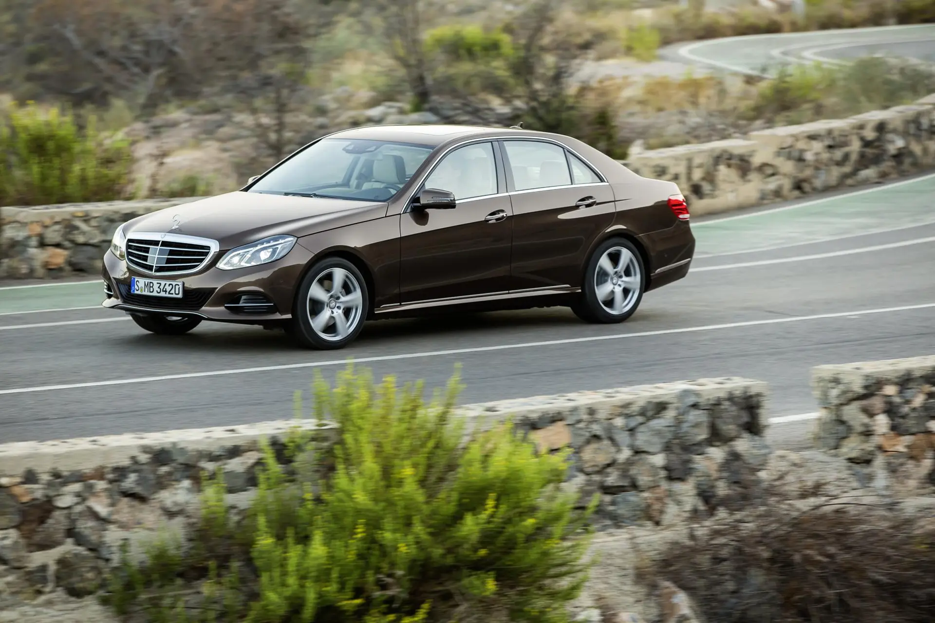 Mercedes benz e class hybrid 17