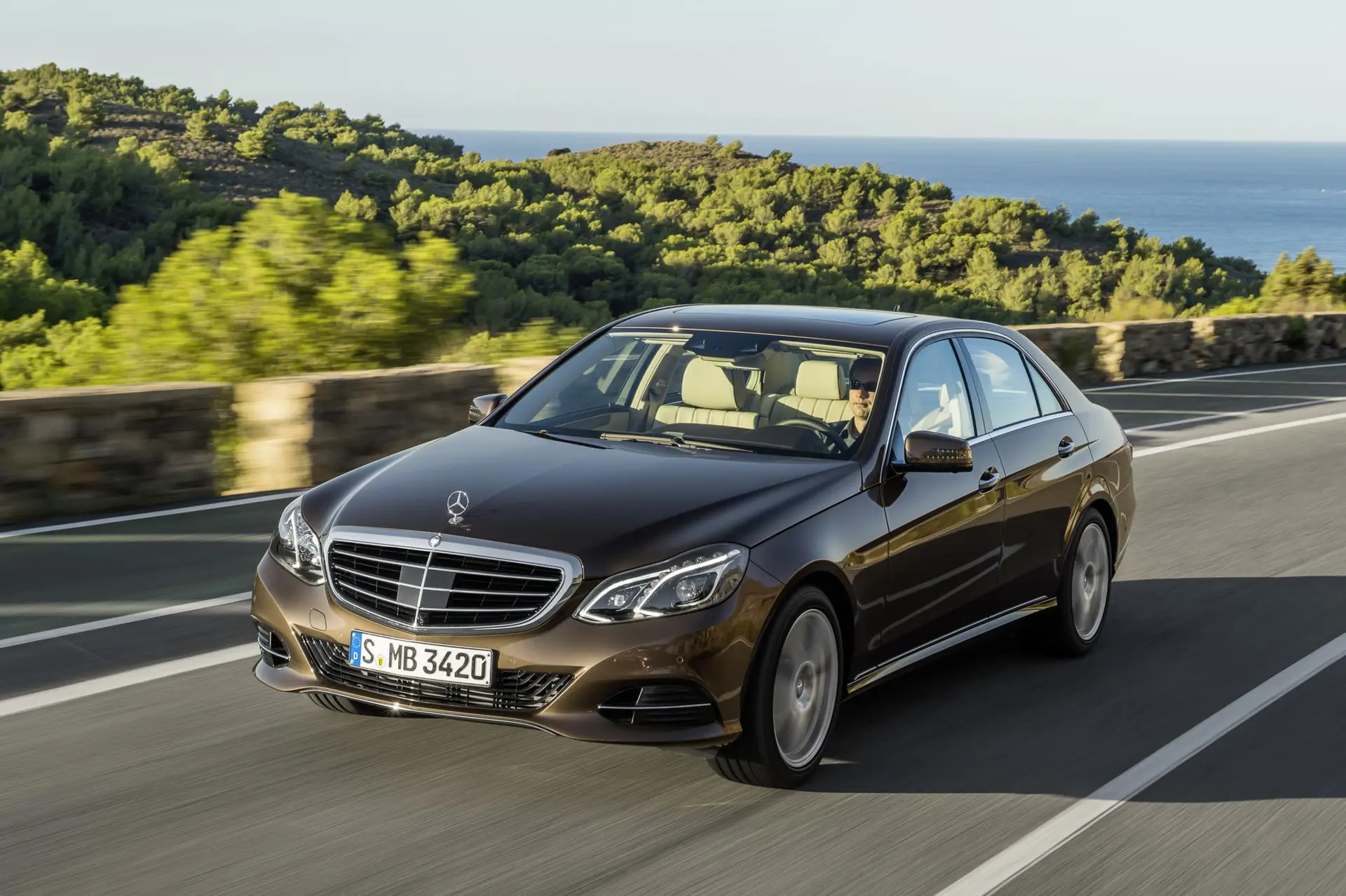 Mercedes benz e class hybrid 22