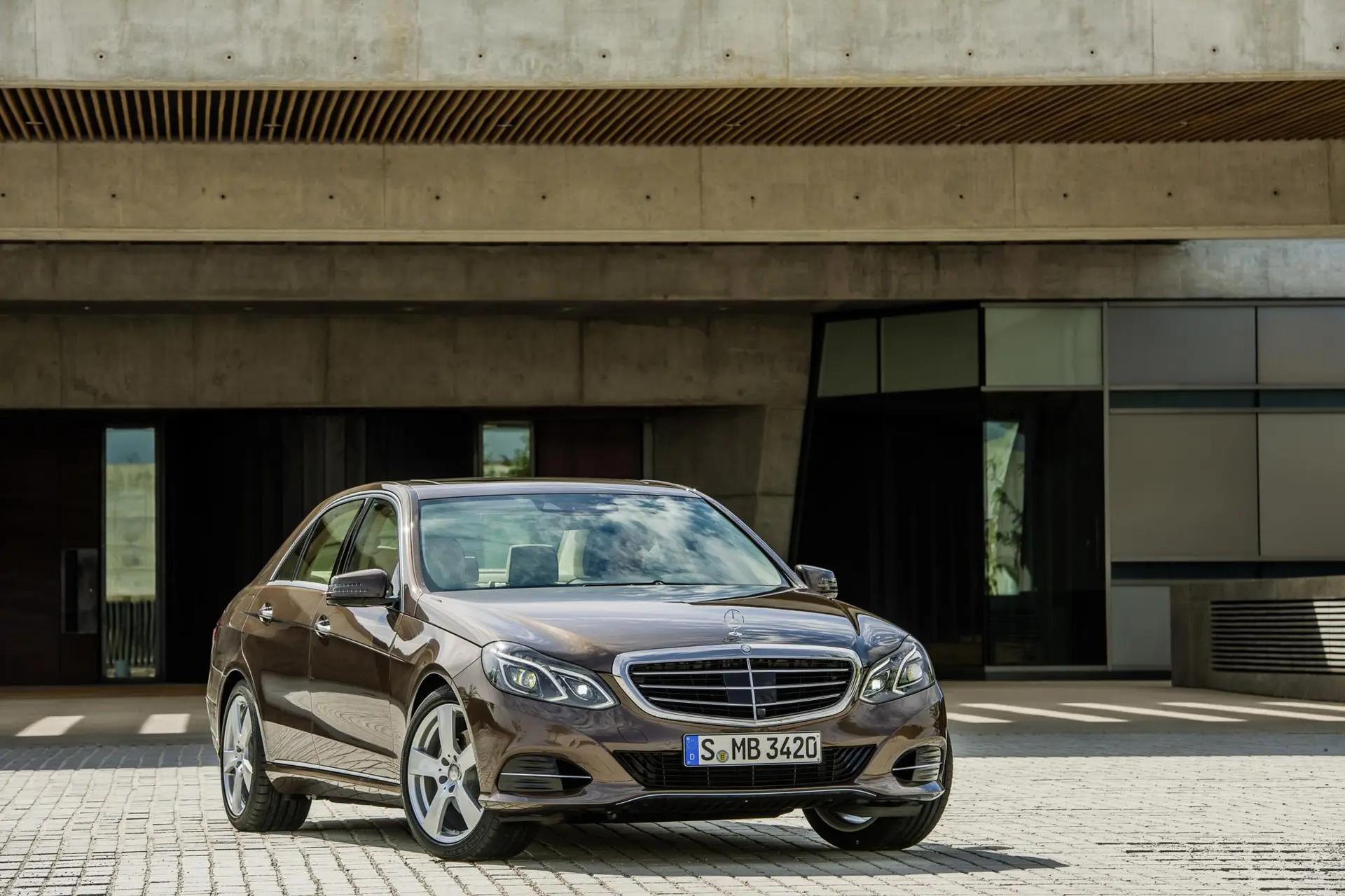 Mercedes benz e class hybrid 32
