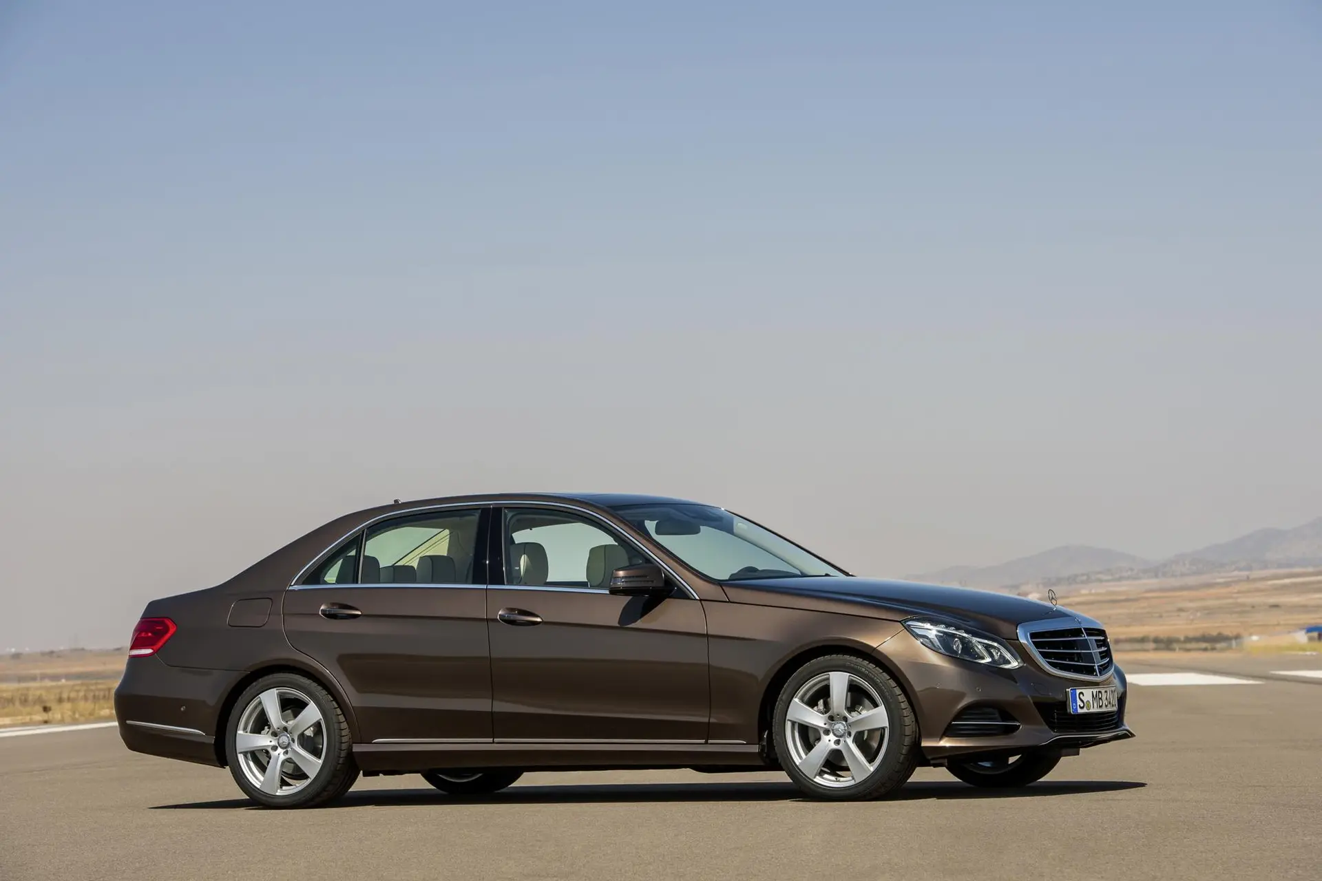 Mercedes benz e class hybrid 43