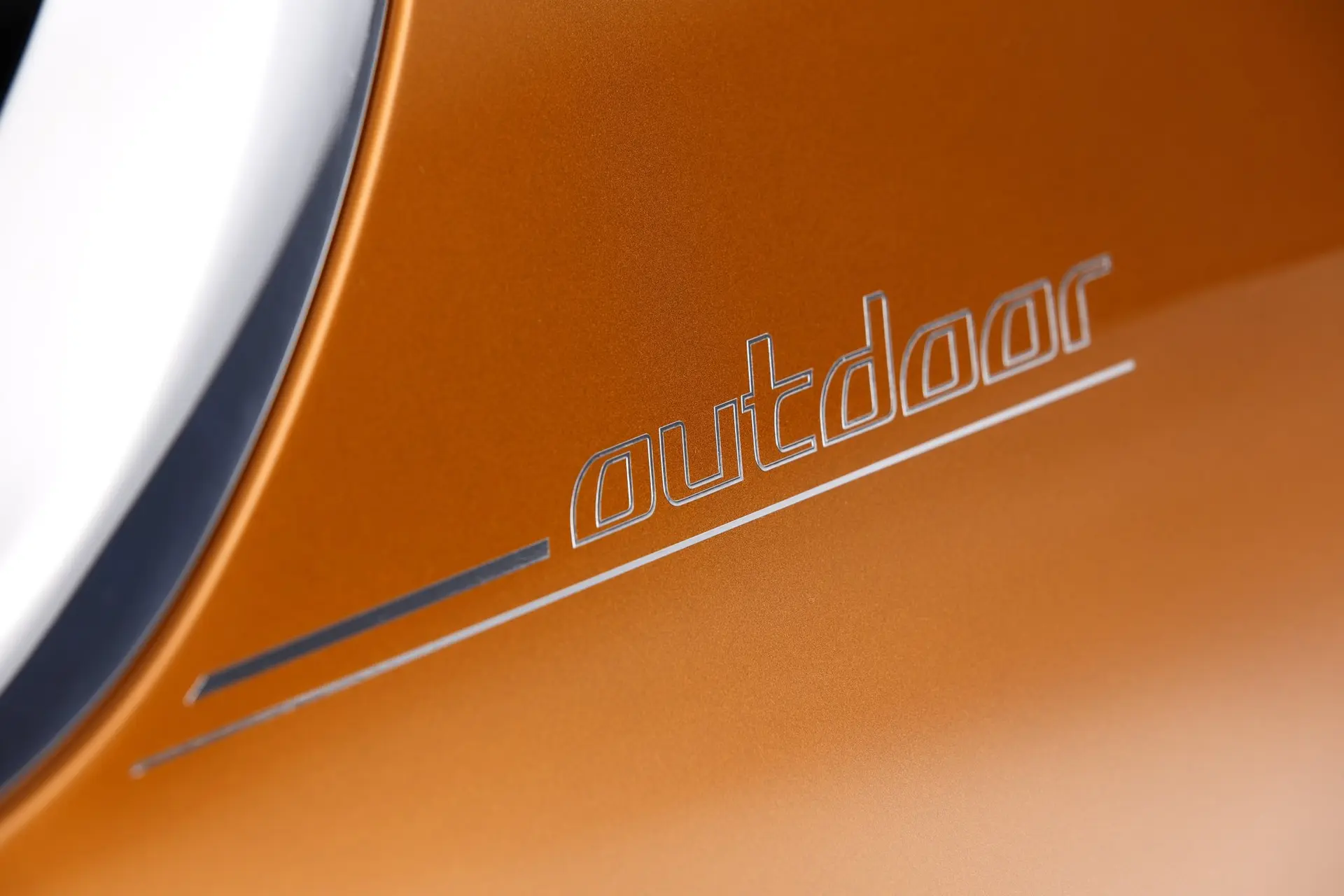 Bmw concept active tourer outdoor 08