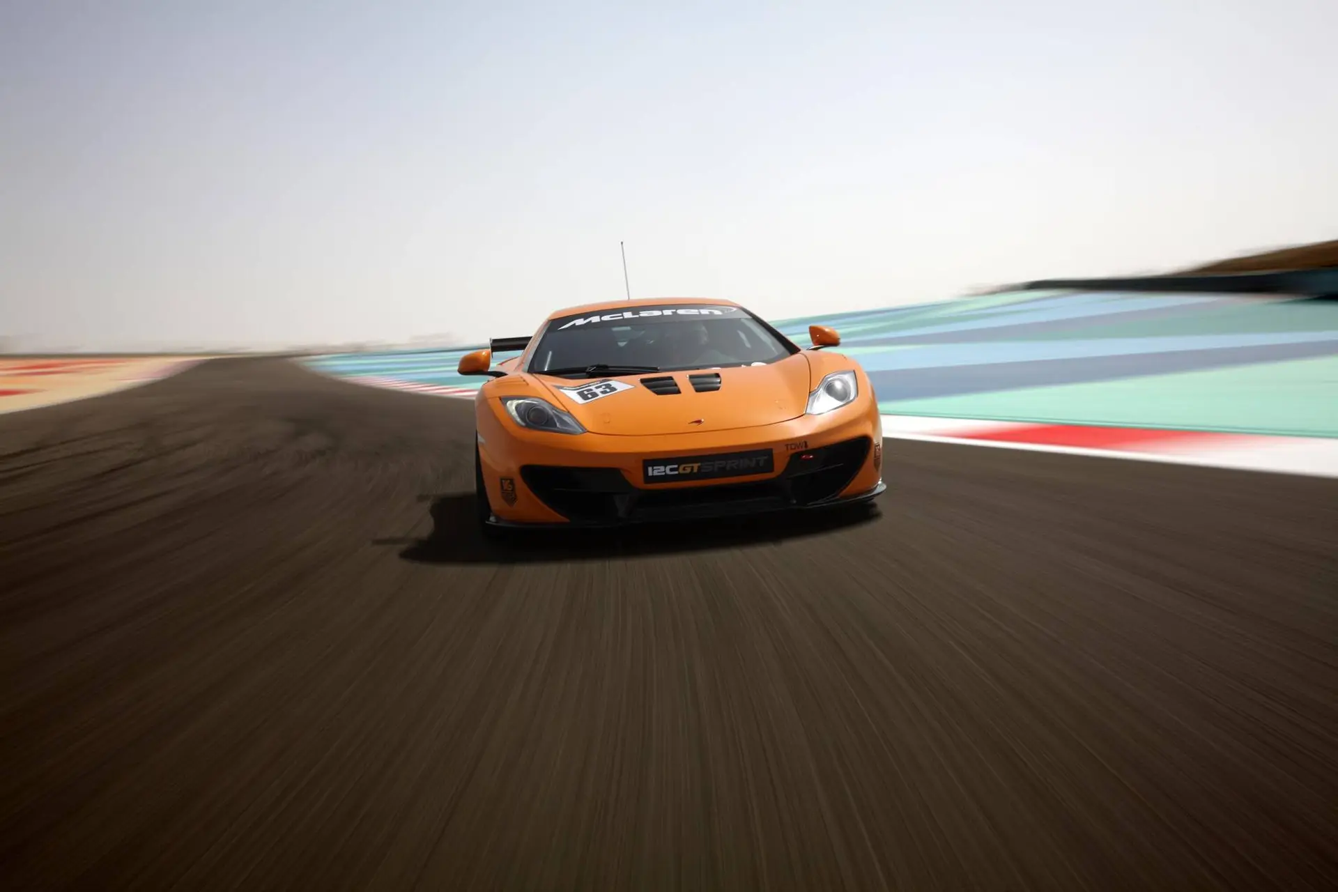 Mclaren gt 2013