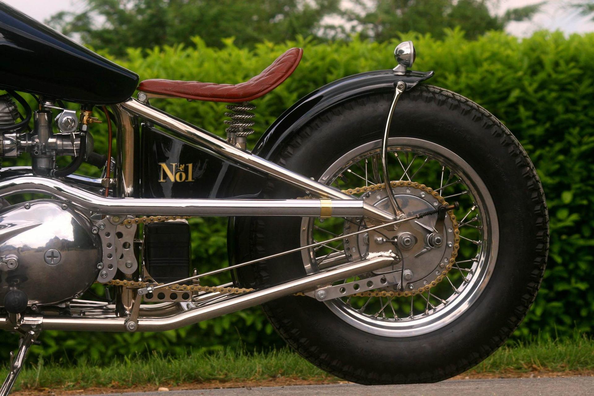 SALON PRIVÉ 2013 CONFIRMS THE GLOBAL PREMIERE OF GLADSTONE MOTORCYCLES