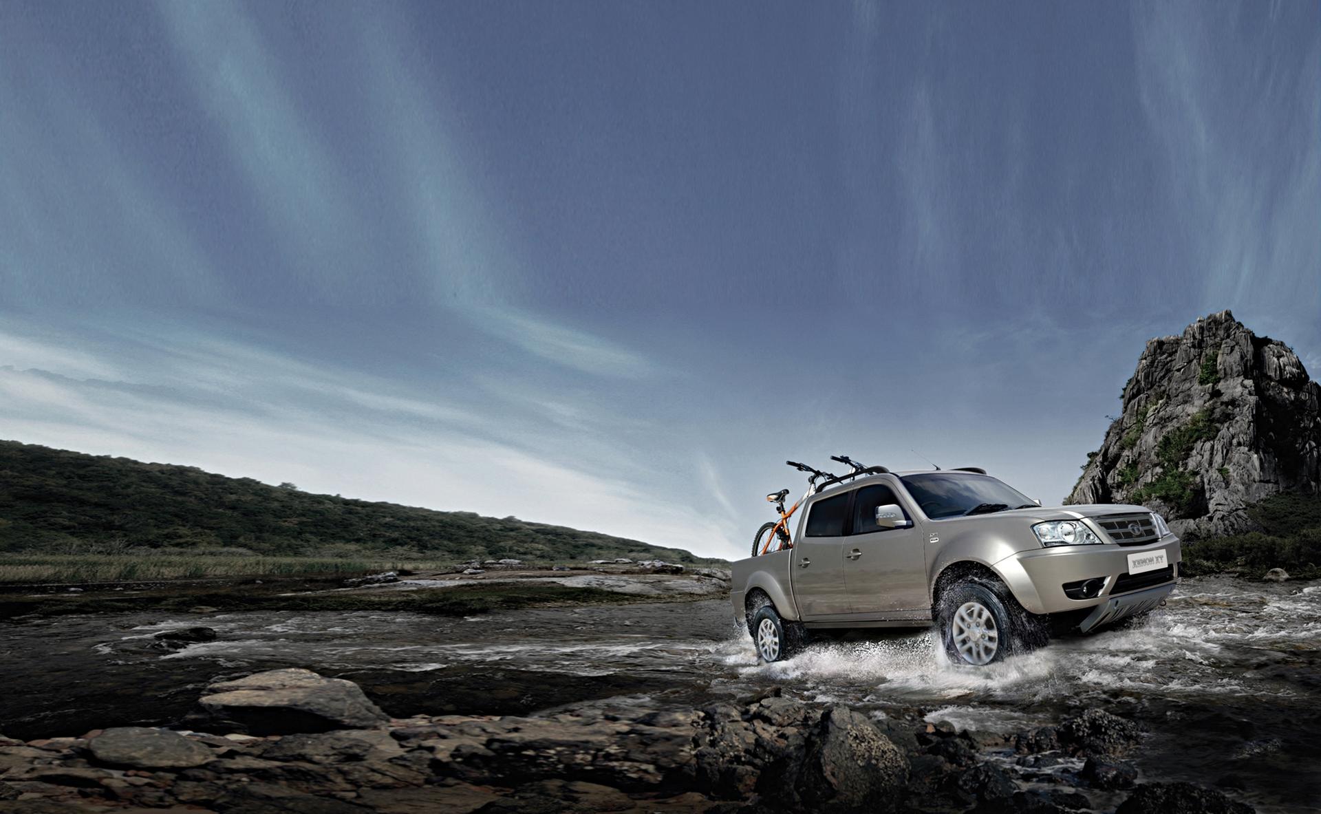 The Tata Xenon XT
