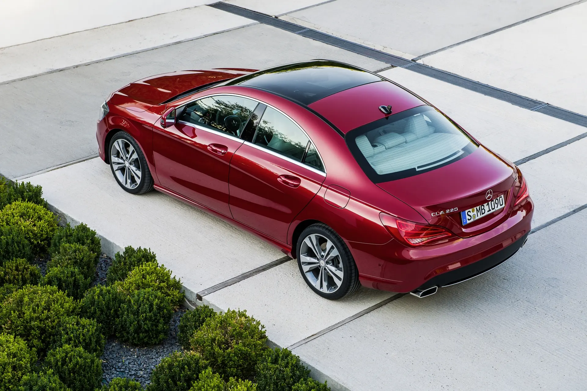 Mercedes-Benz CLA 2013