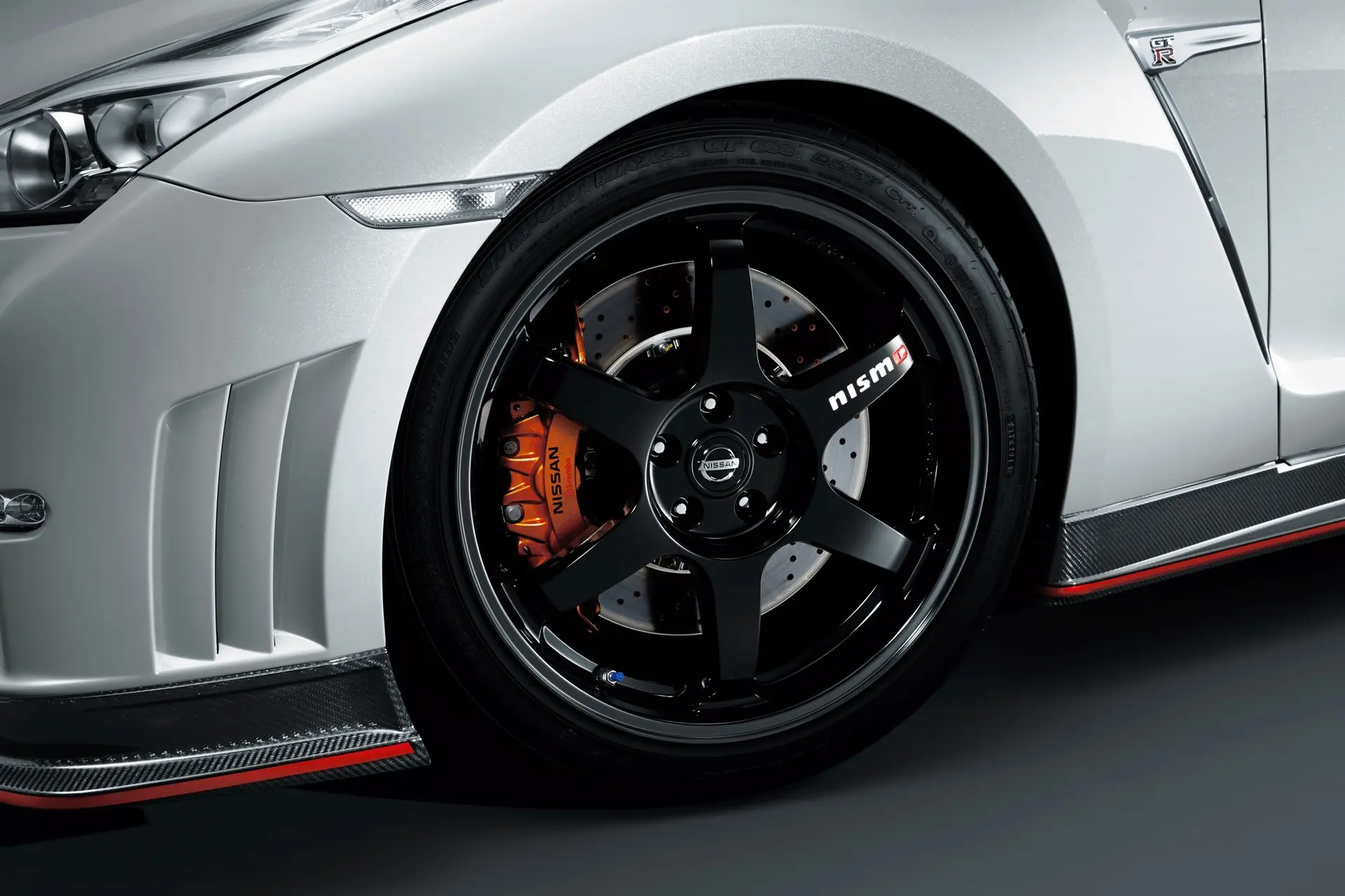 Nissan GT-R Wheels