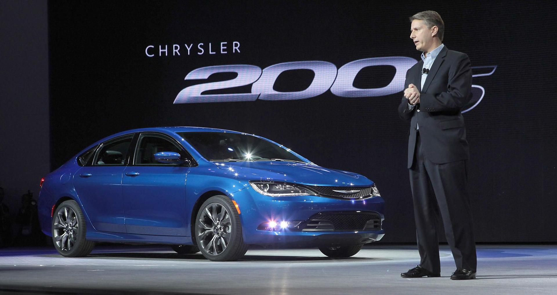 Chrysler 200 Sedan NAIAS 2014