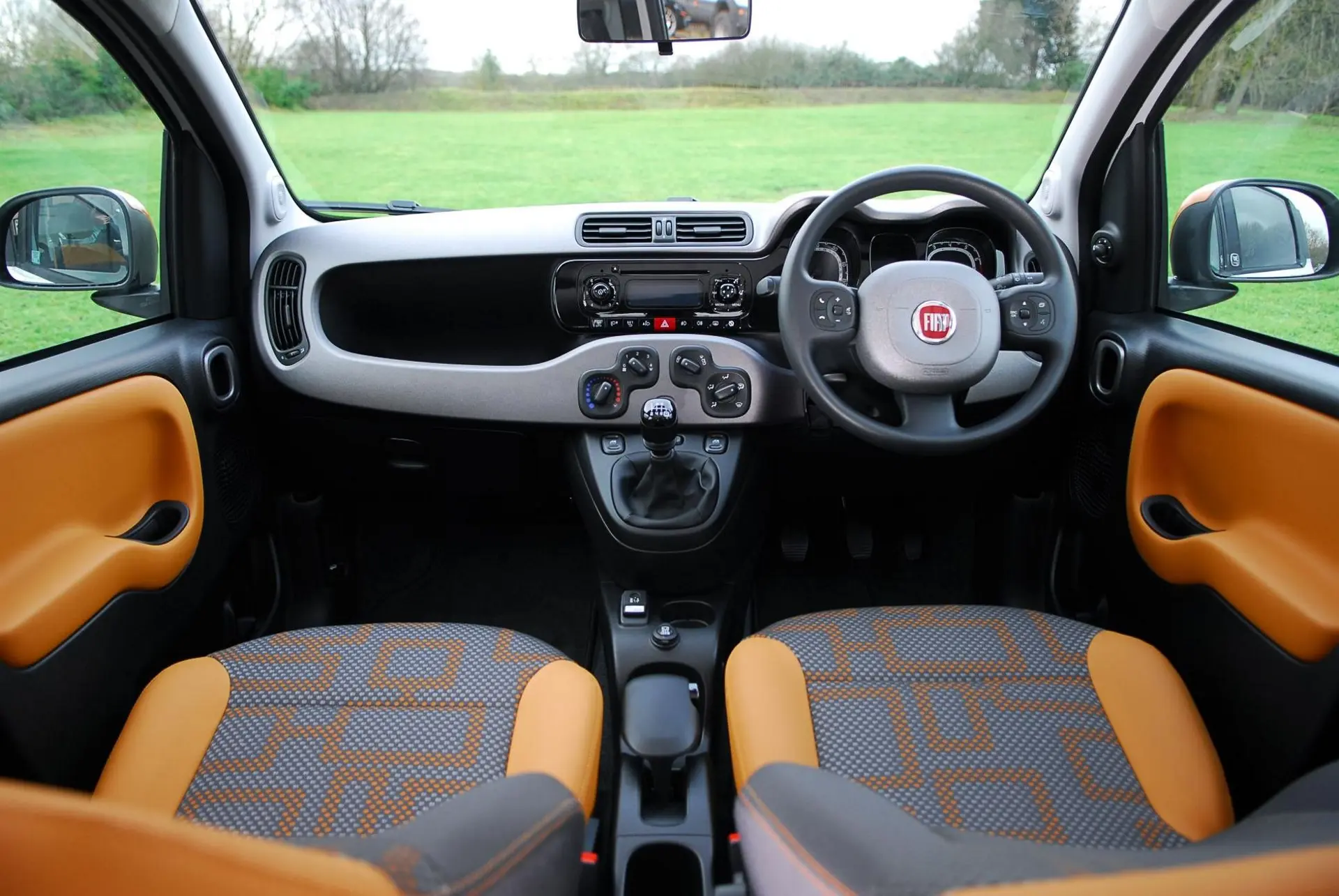 Fiat_Panda_4x4_Interior