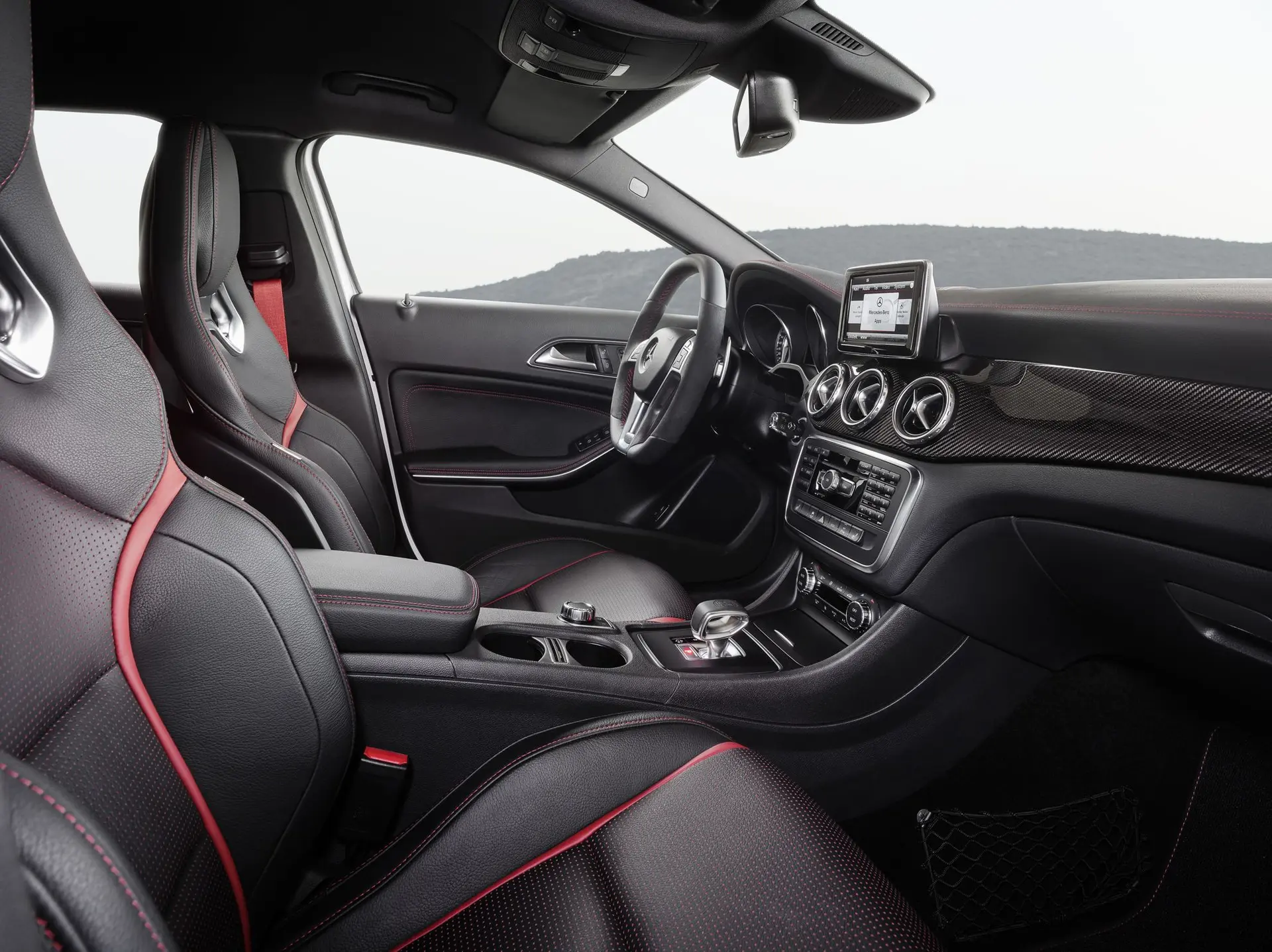 Mercedes-Benz GLA Interior