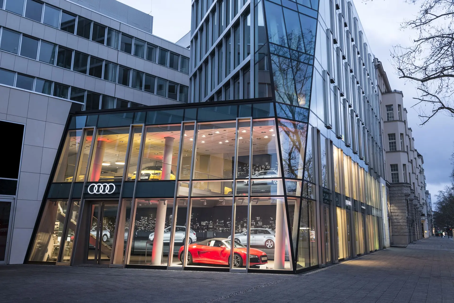Audi_Germany_Virtual_Car_Showroom