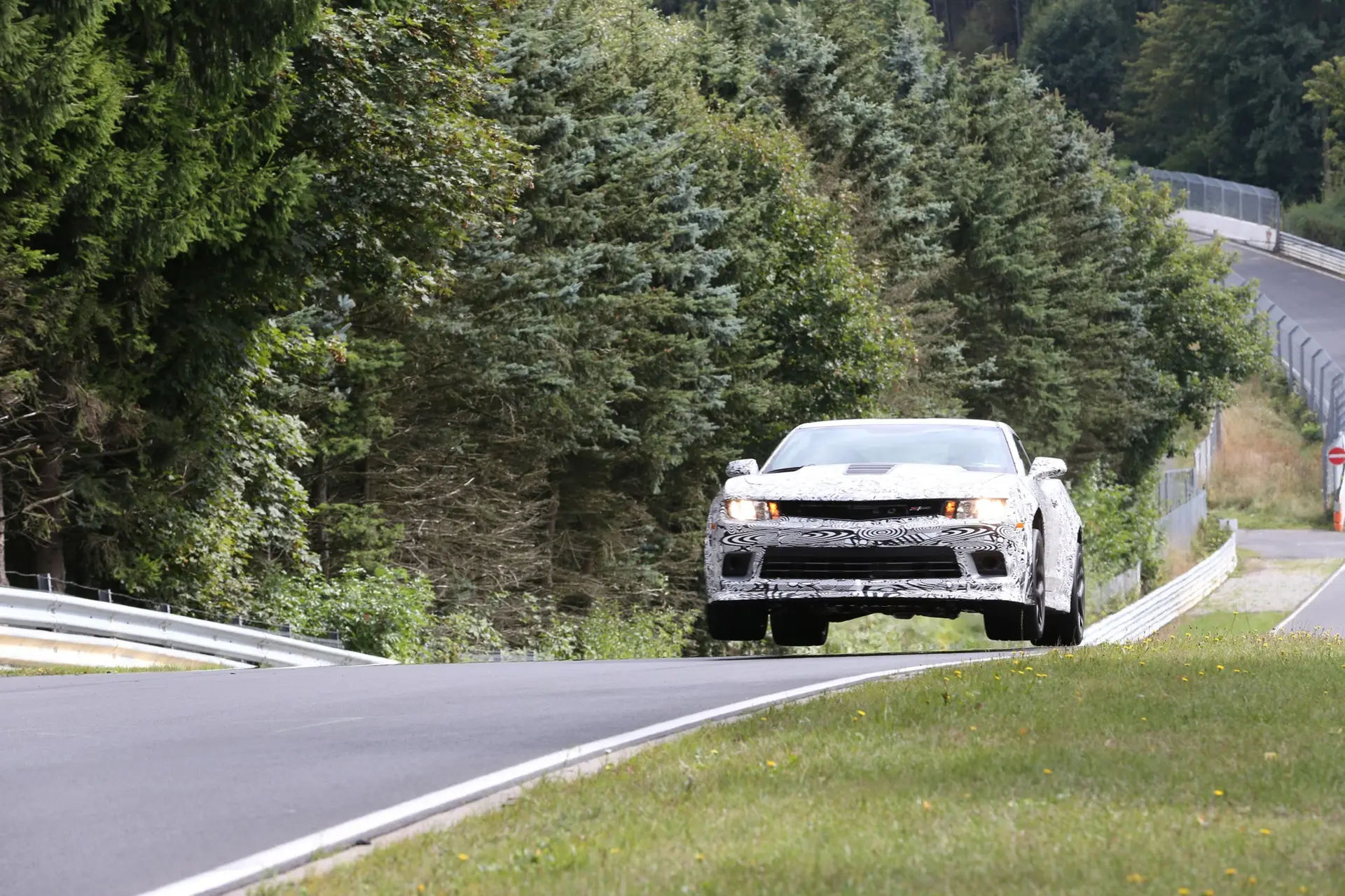 Chevrolet_Camaro_Z28