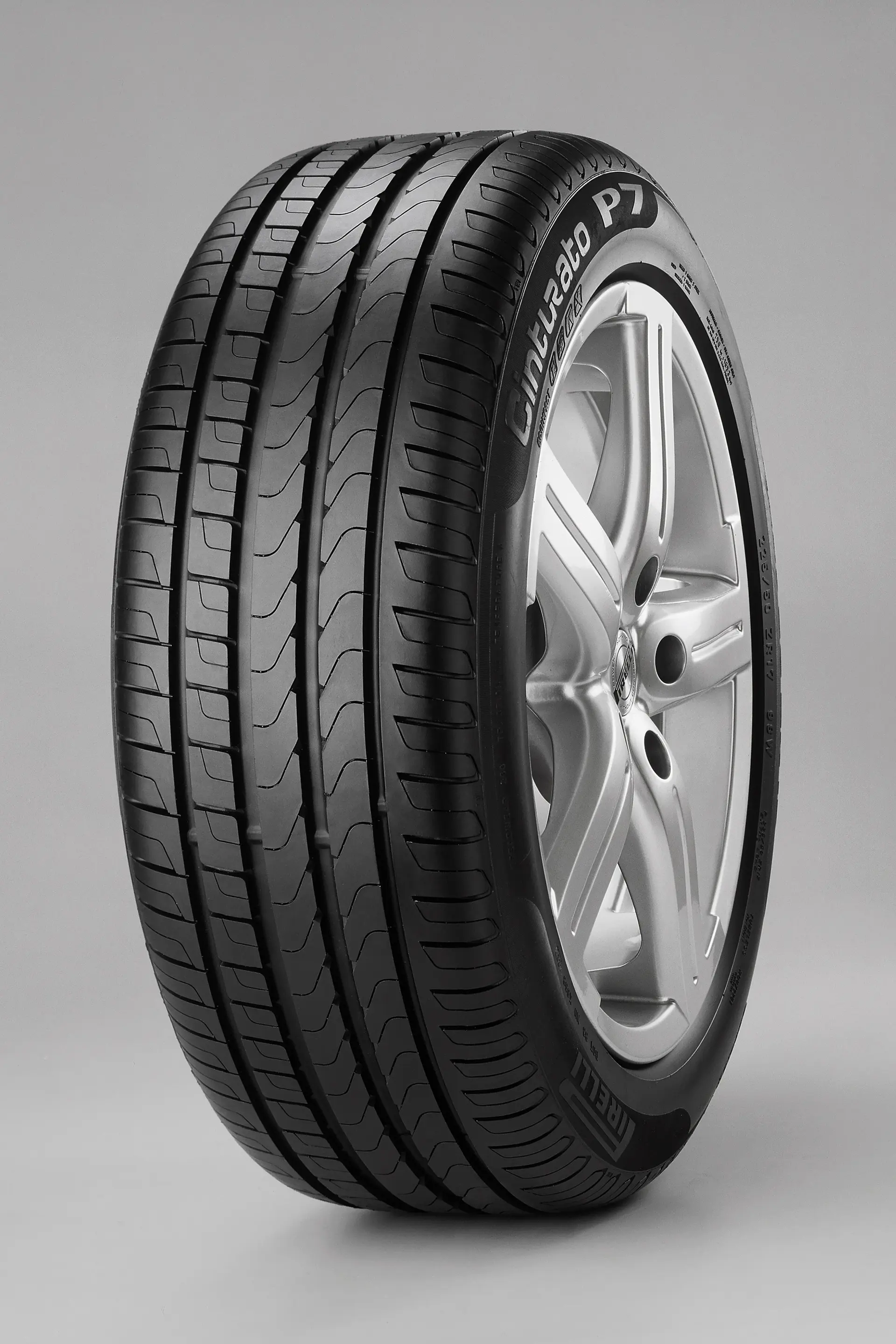 Geneva-Motor-Show-Pirelli-Tyres