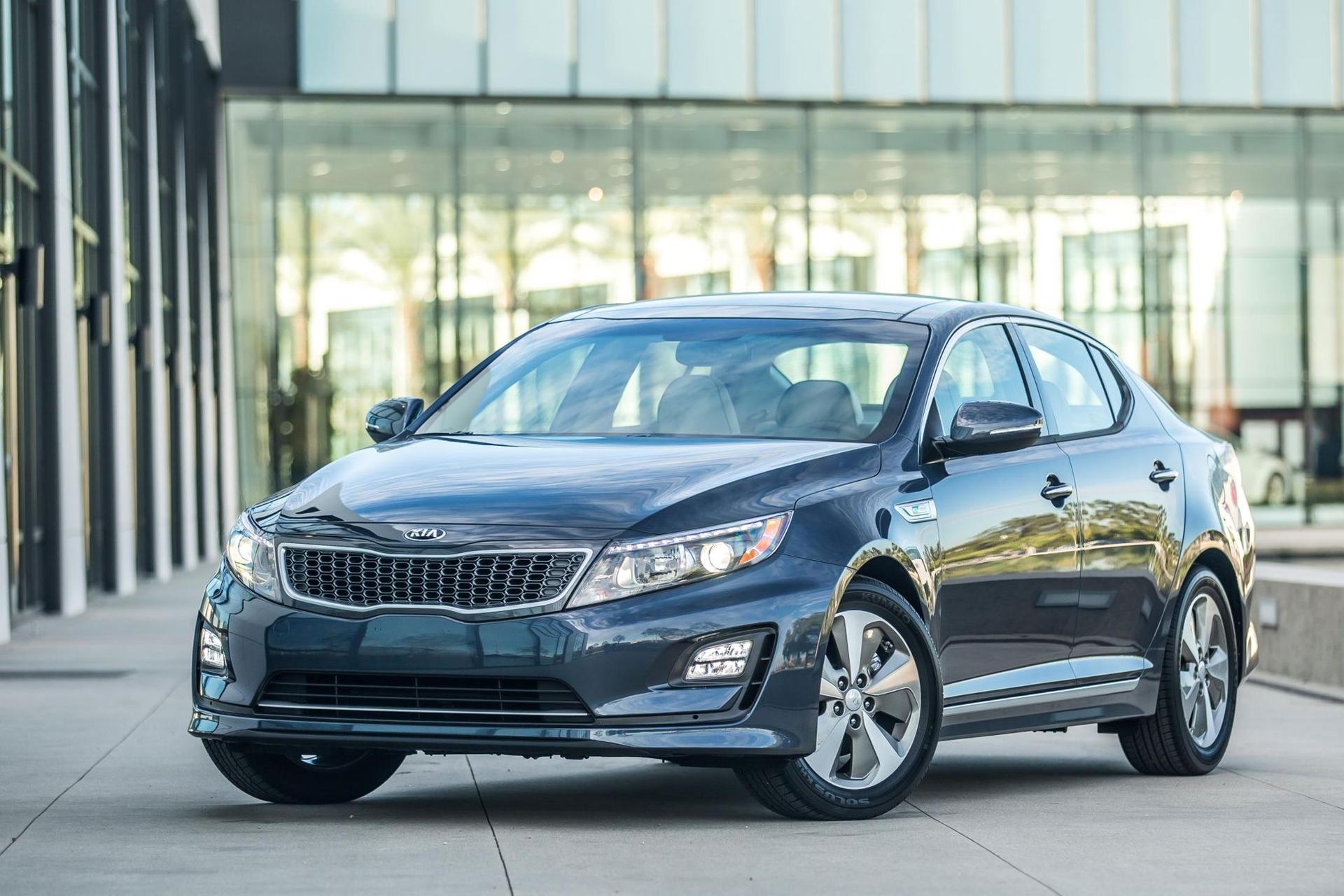 Chicago Auto Show 2014 – KIA Soul and KIA Optima