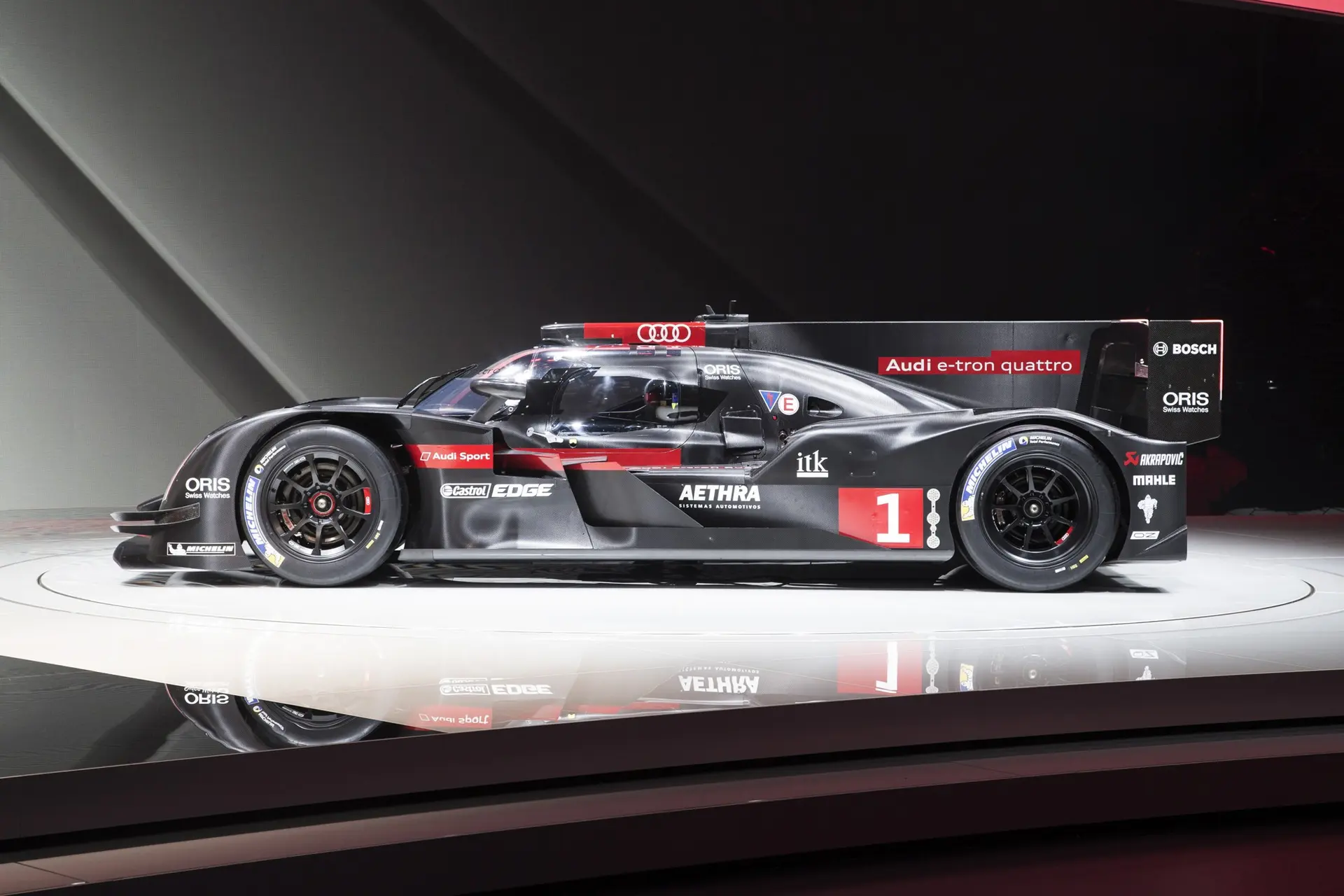 Audi R18 e-tron quattro