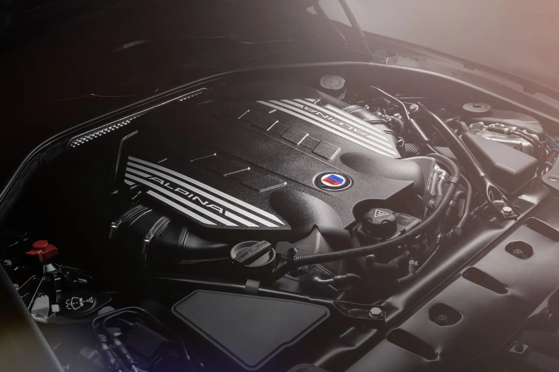 BMW-Alpina-B6-Engine