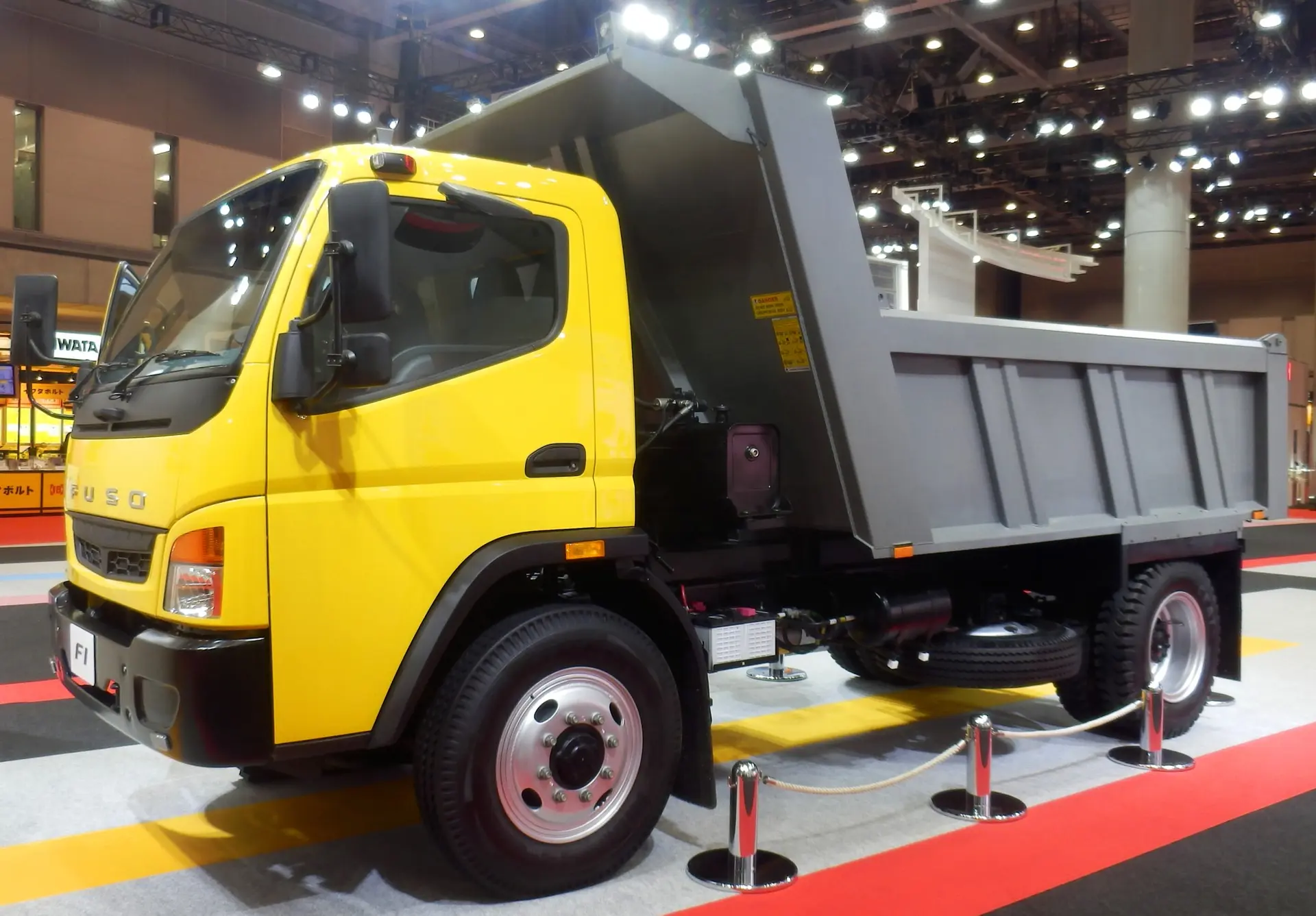 Daimler_Trucks_in_Africa_2014