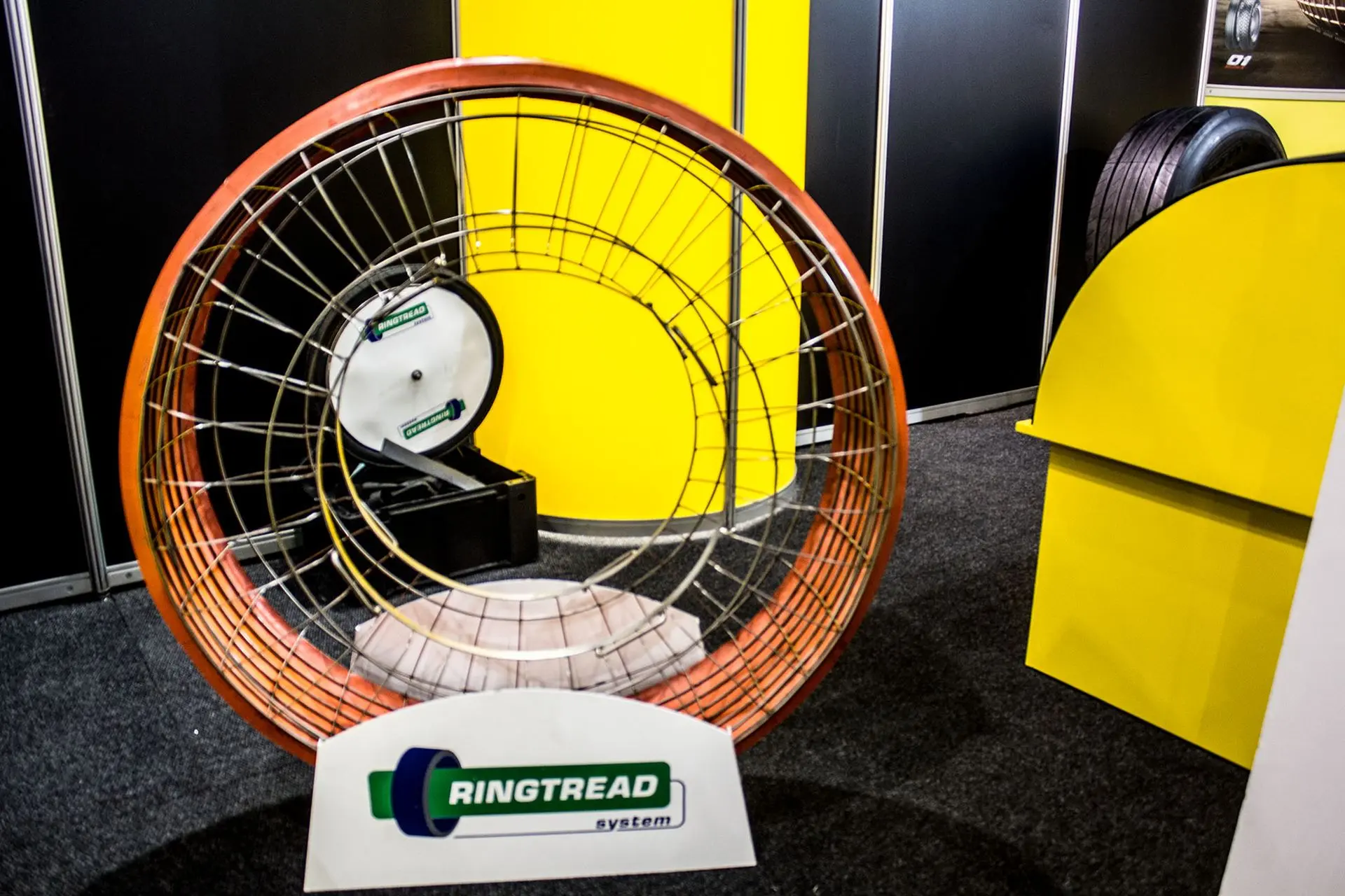 Tyre-Expo-South-Africa-2014-Leader-Tread-03