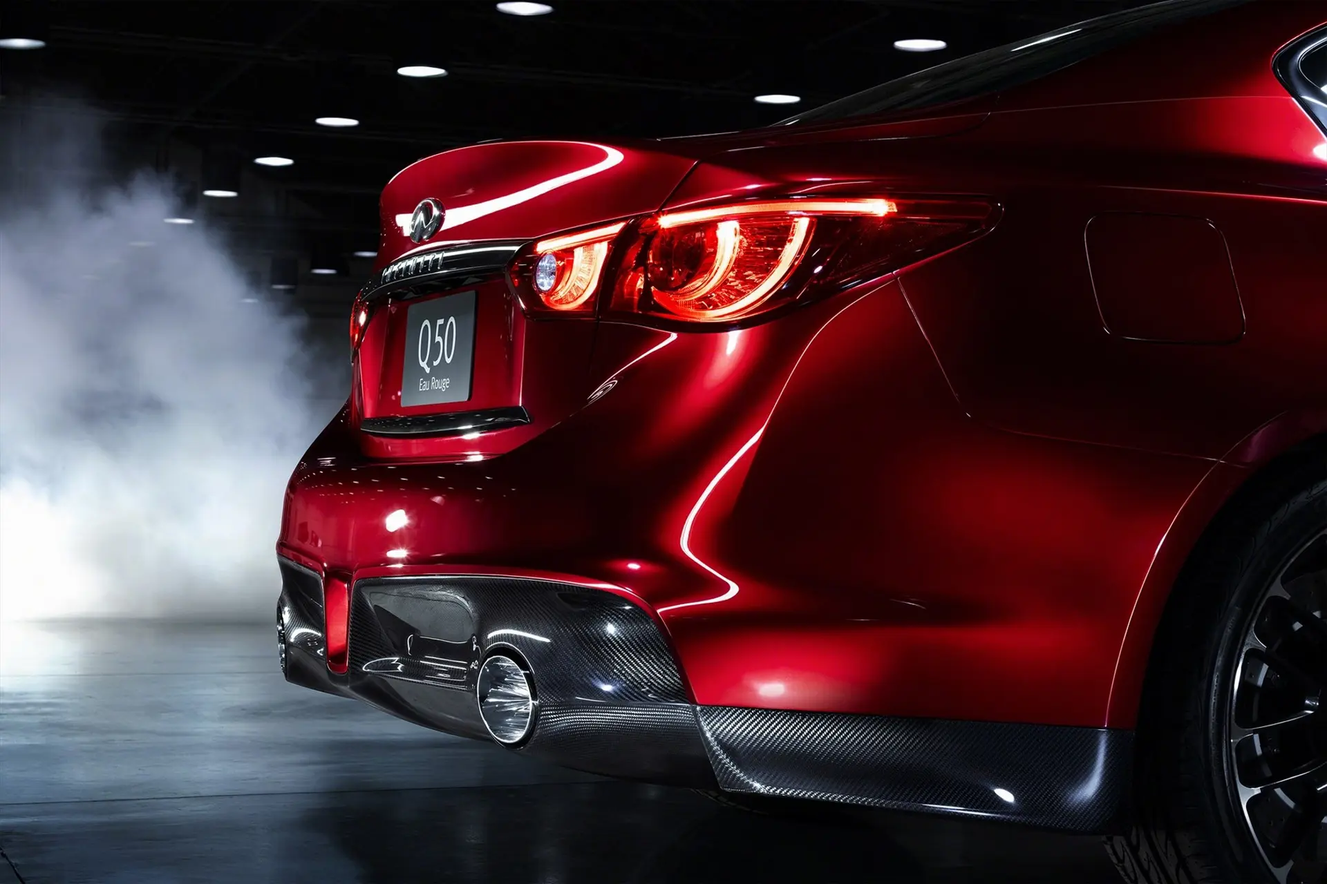 Infiniti_Q50_2014
