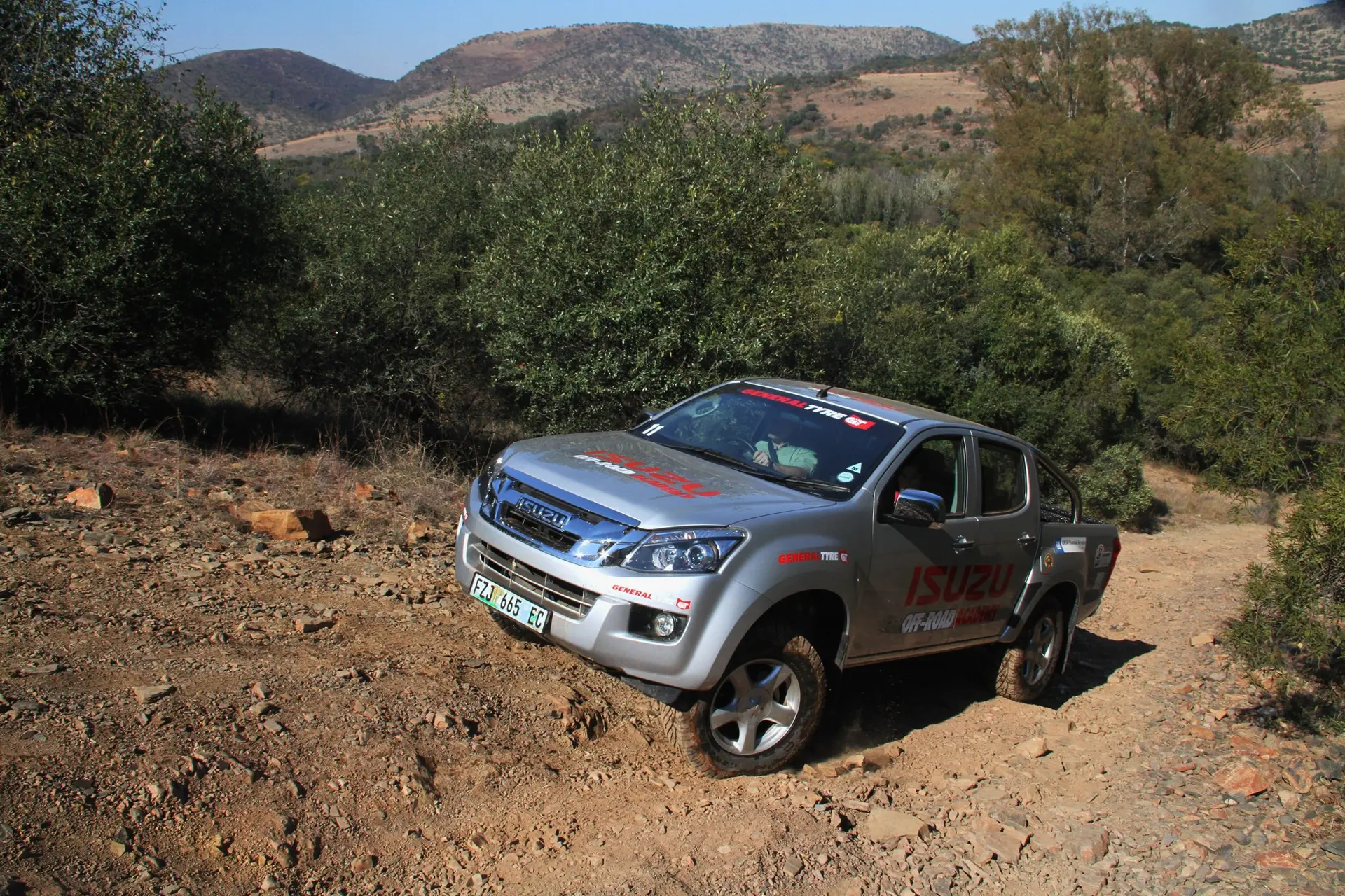 Isuzu-Off-Road-Training