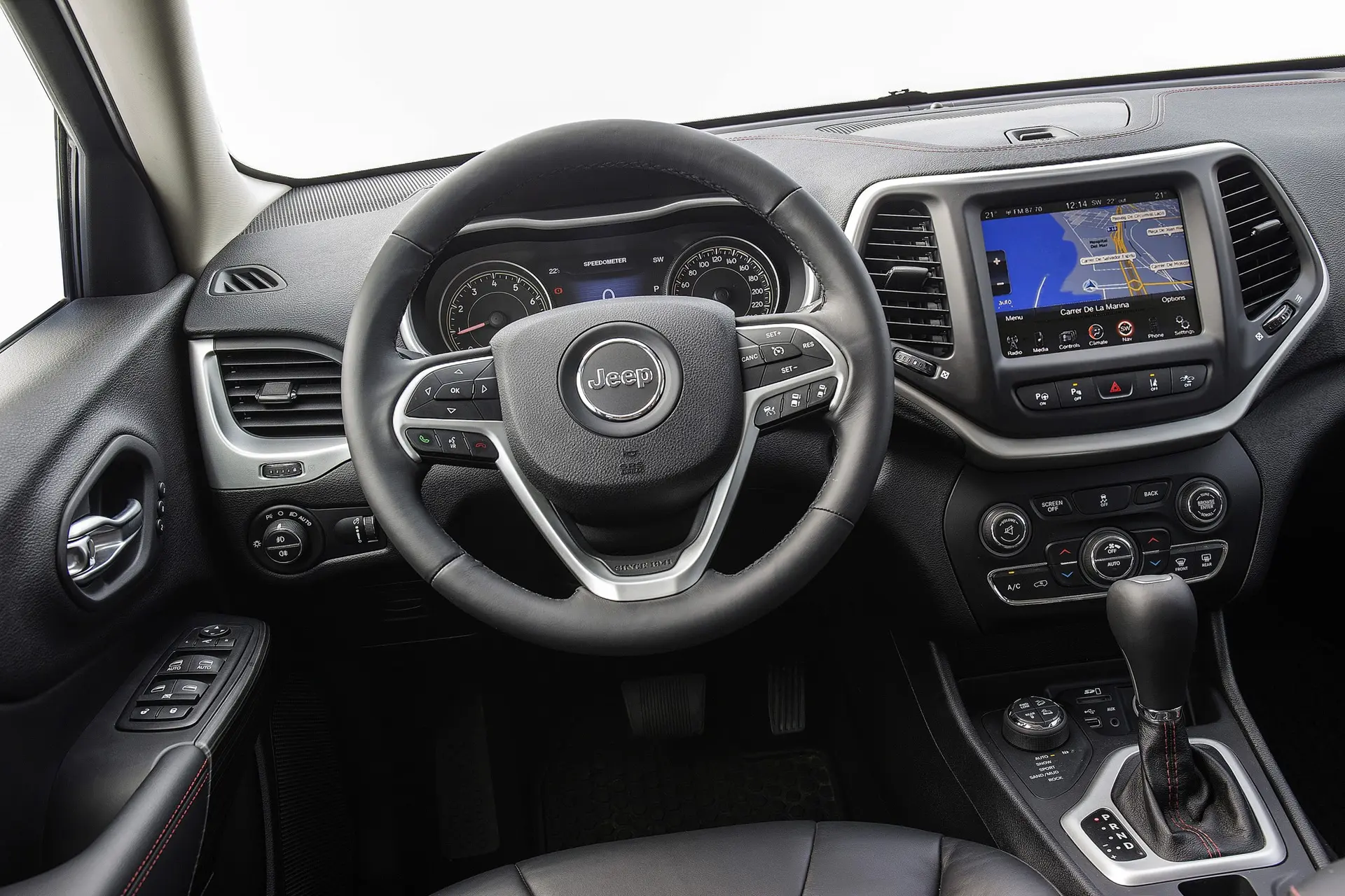 Jeep-Cherokee-Interior