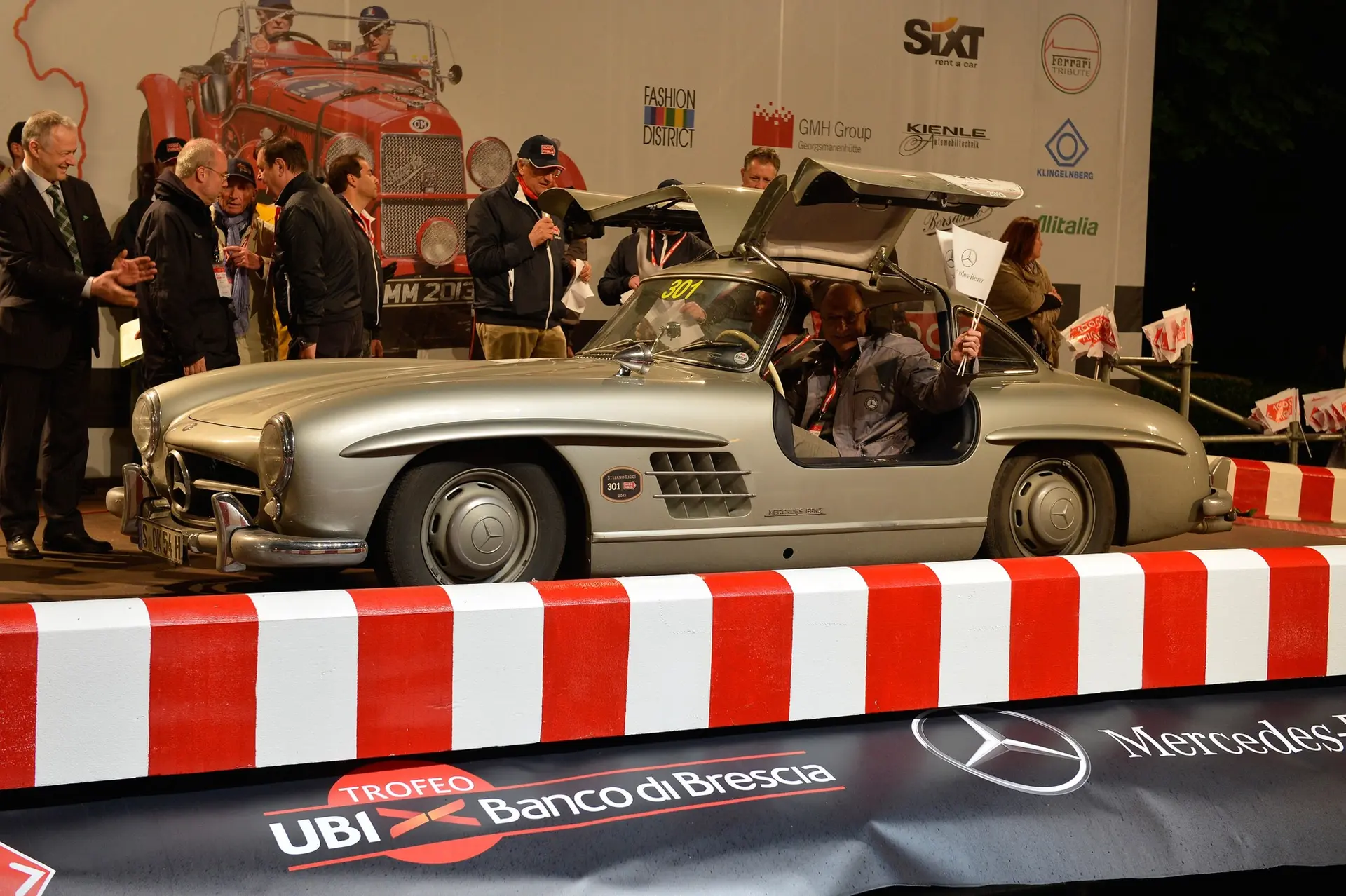 Mercedes-Benz_300_SL-1954