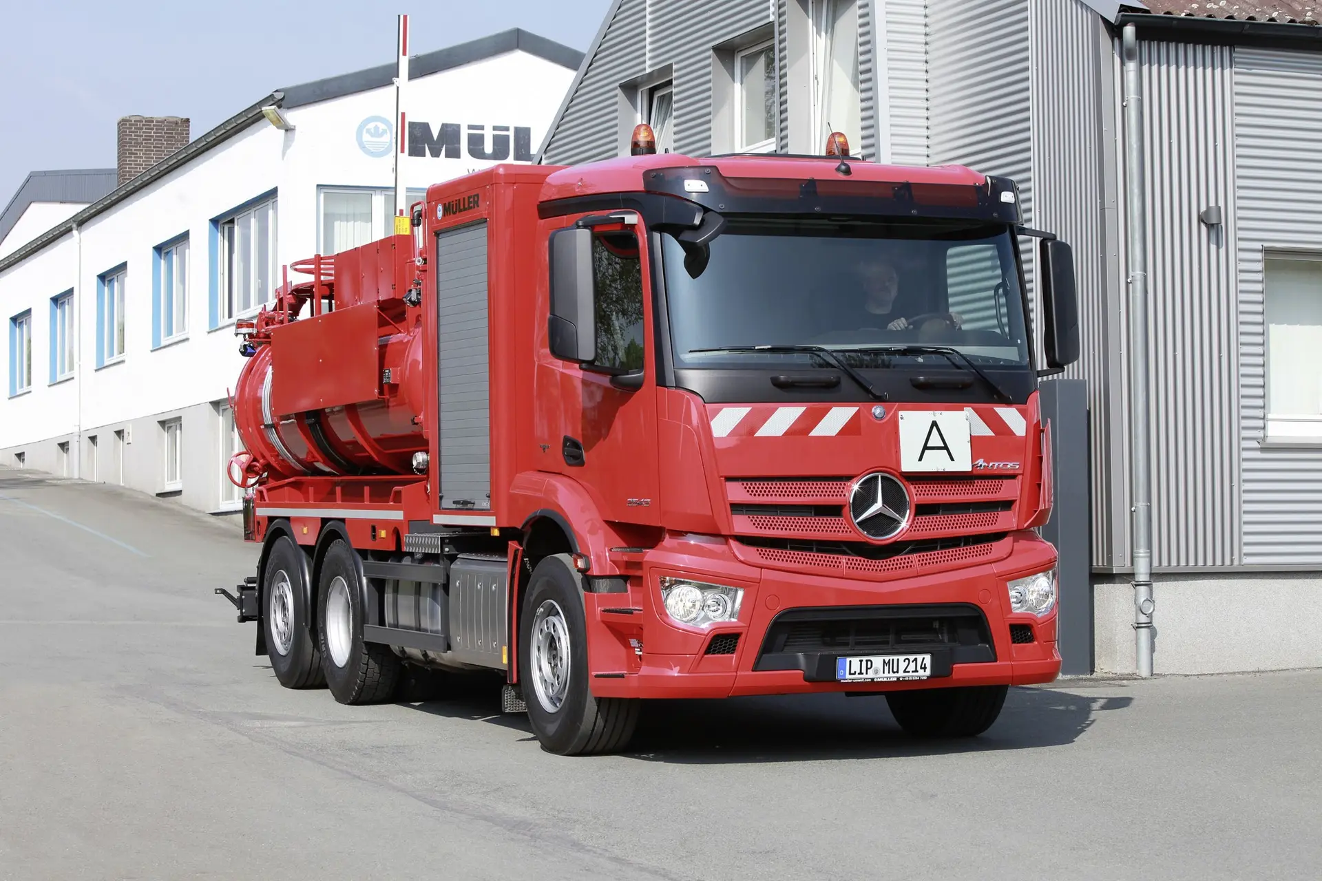 Mercedes-Benz_Antos-2014