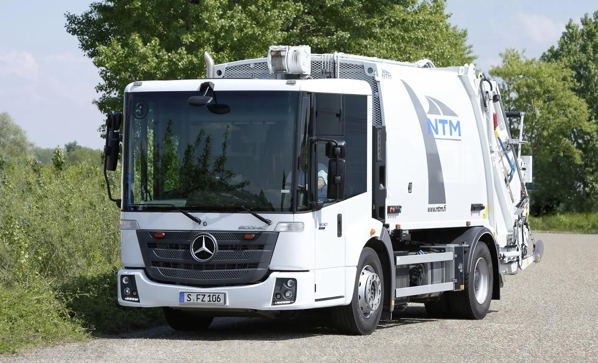 Mercedes-Benz_Econic