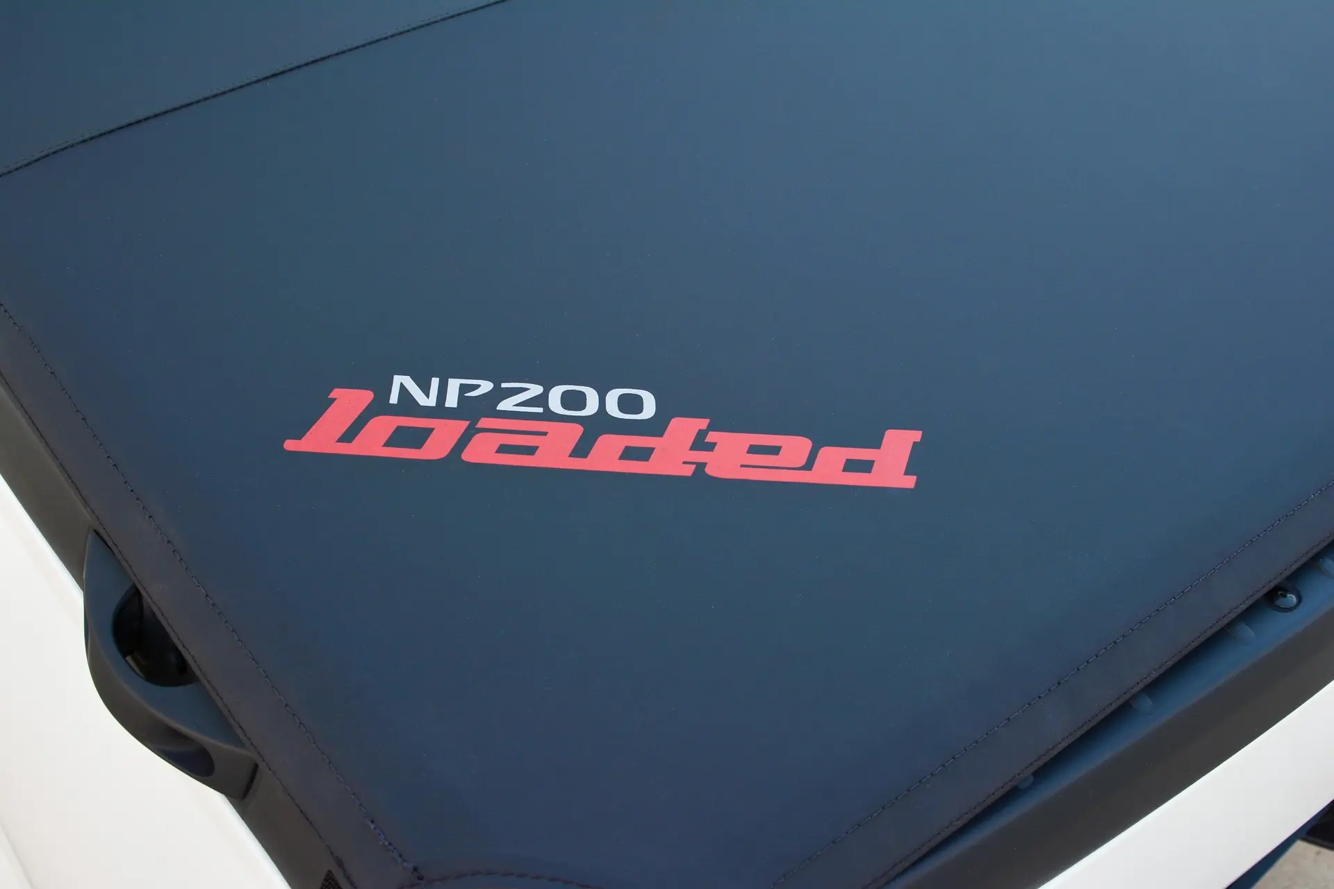Nissan_NP200_cover