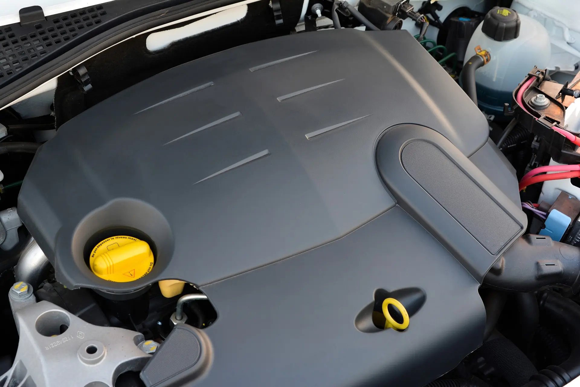 Nissan_NP200_Engen