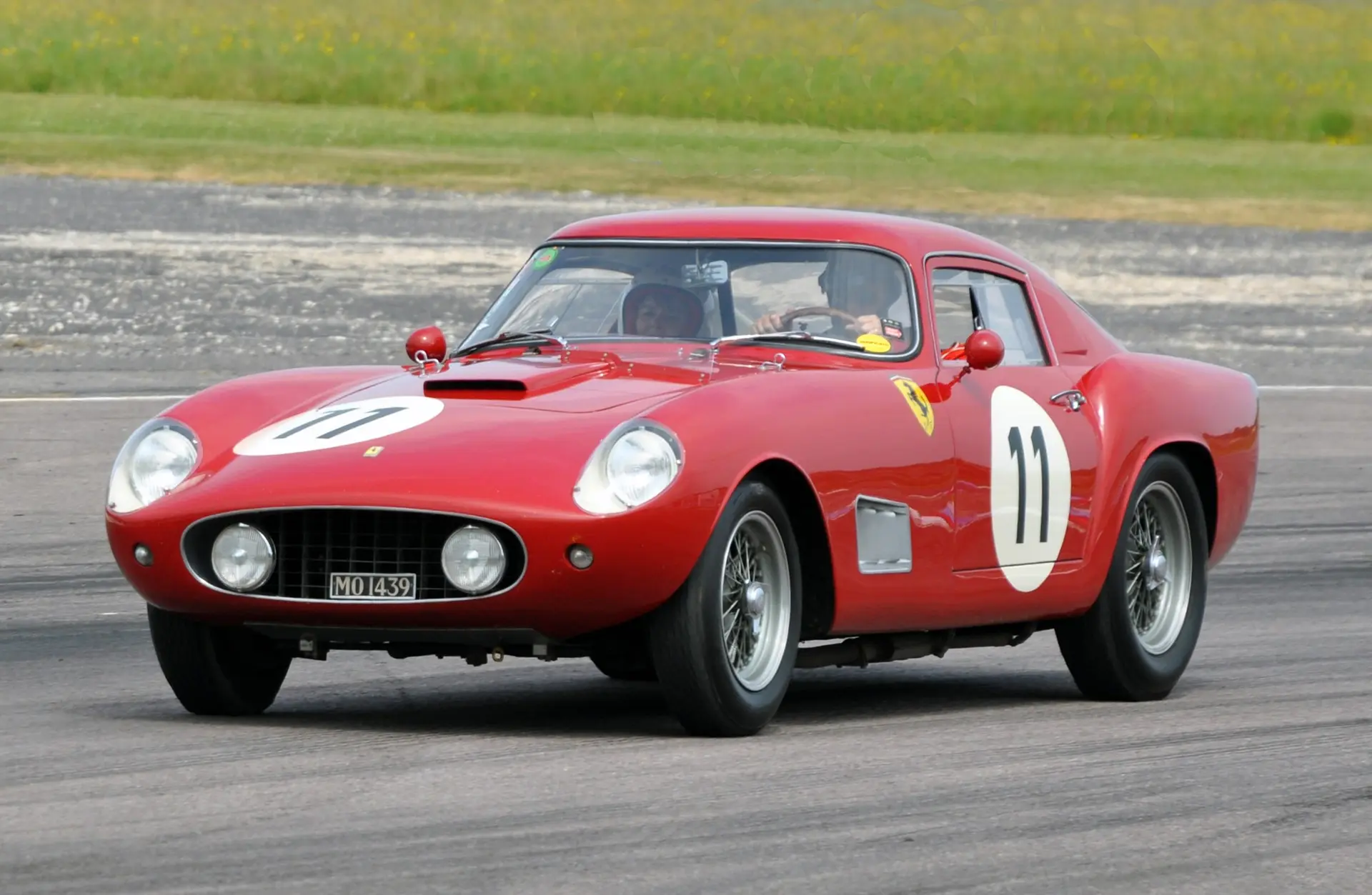 Chris_Evans_Dirty_Dozen_speed_into_Thruxton
