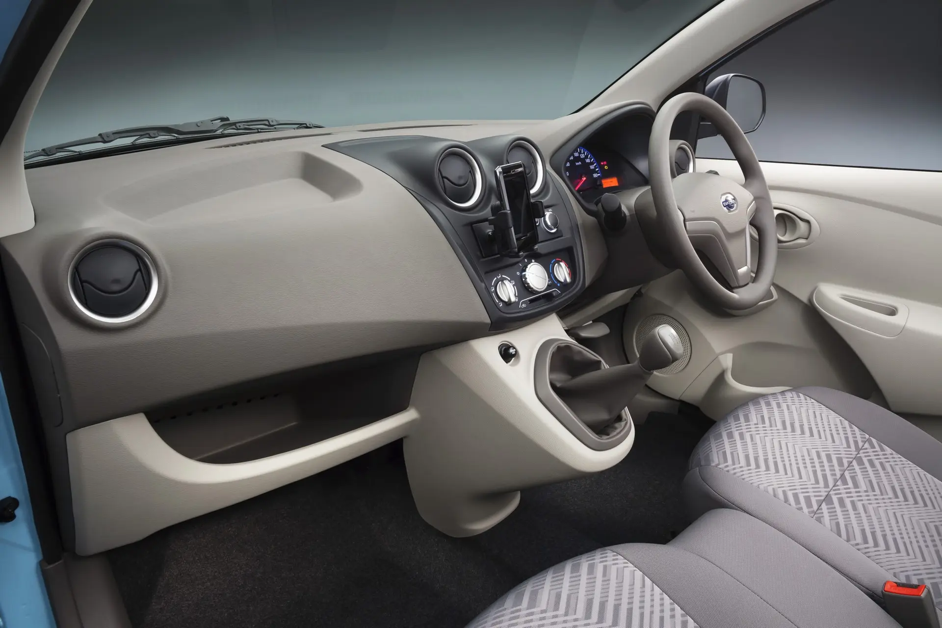 Datsun_Go_Interior