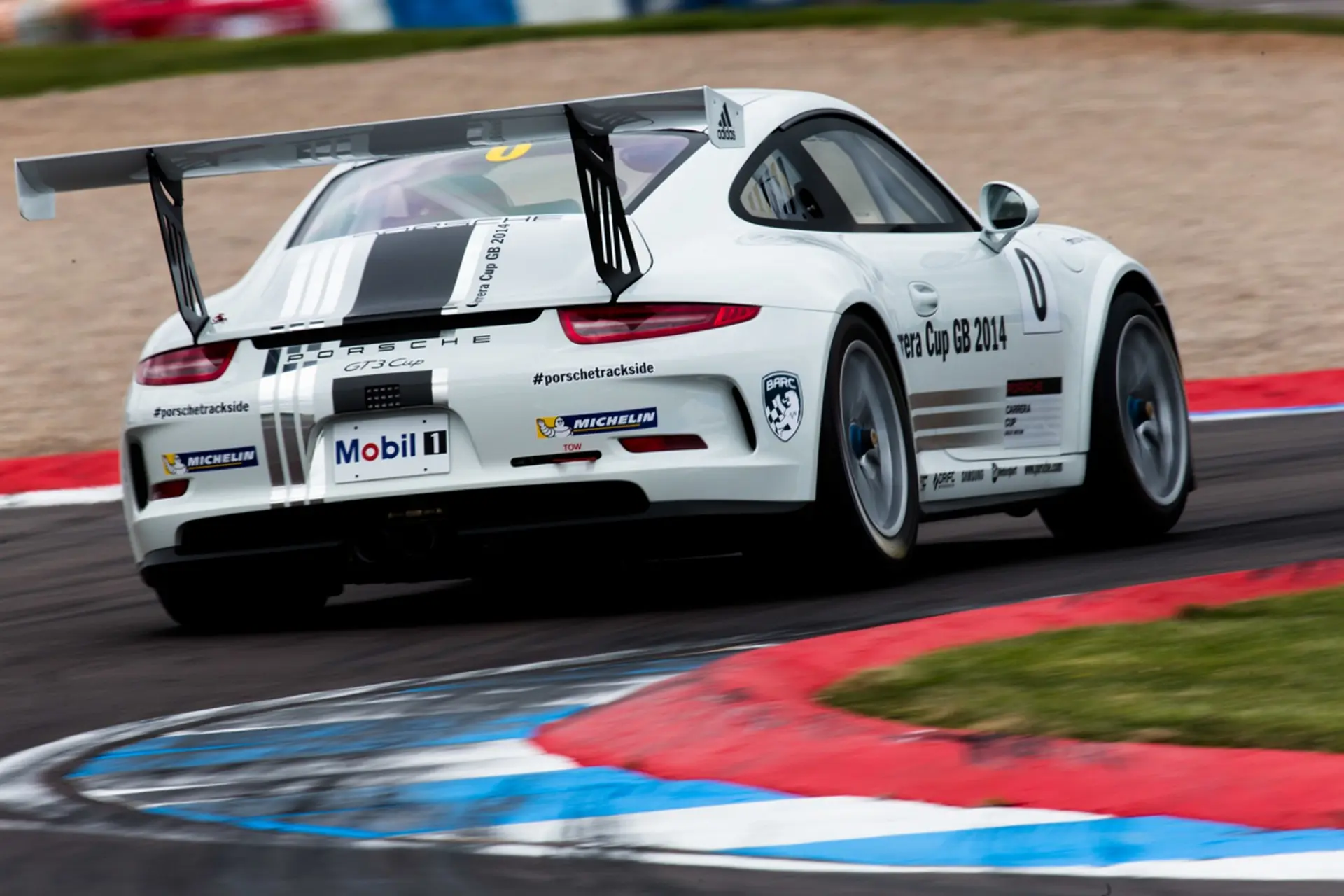 Porsche_Carrera